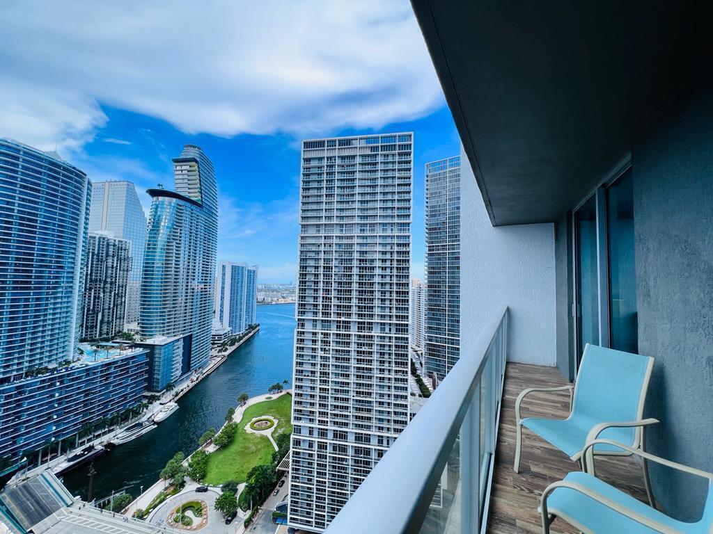 500 BRICKELL #3507, Miami FL 33131