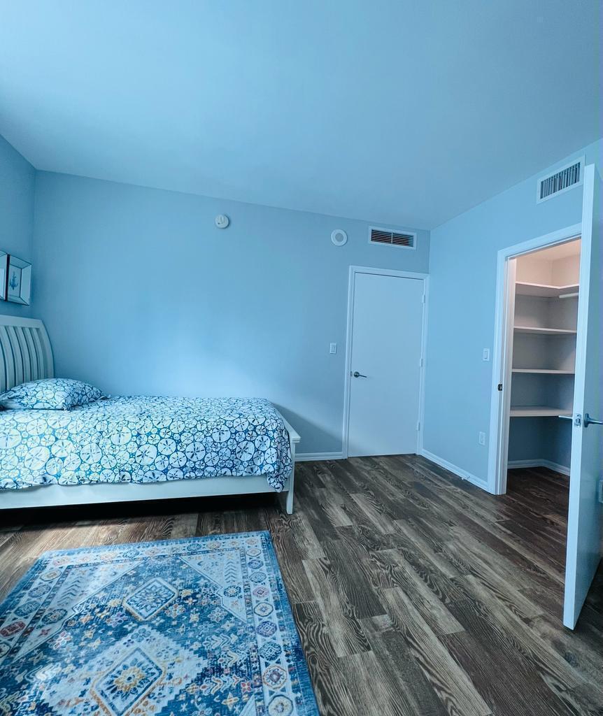 500 BRICKELL #3507, Miami FL 33131