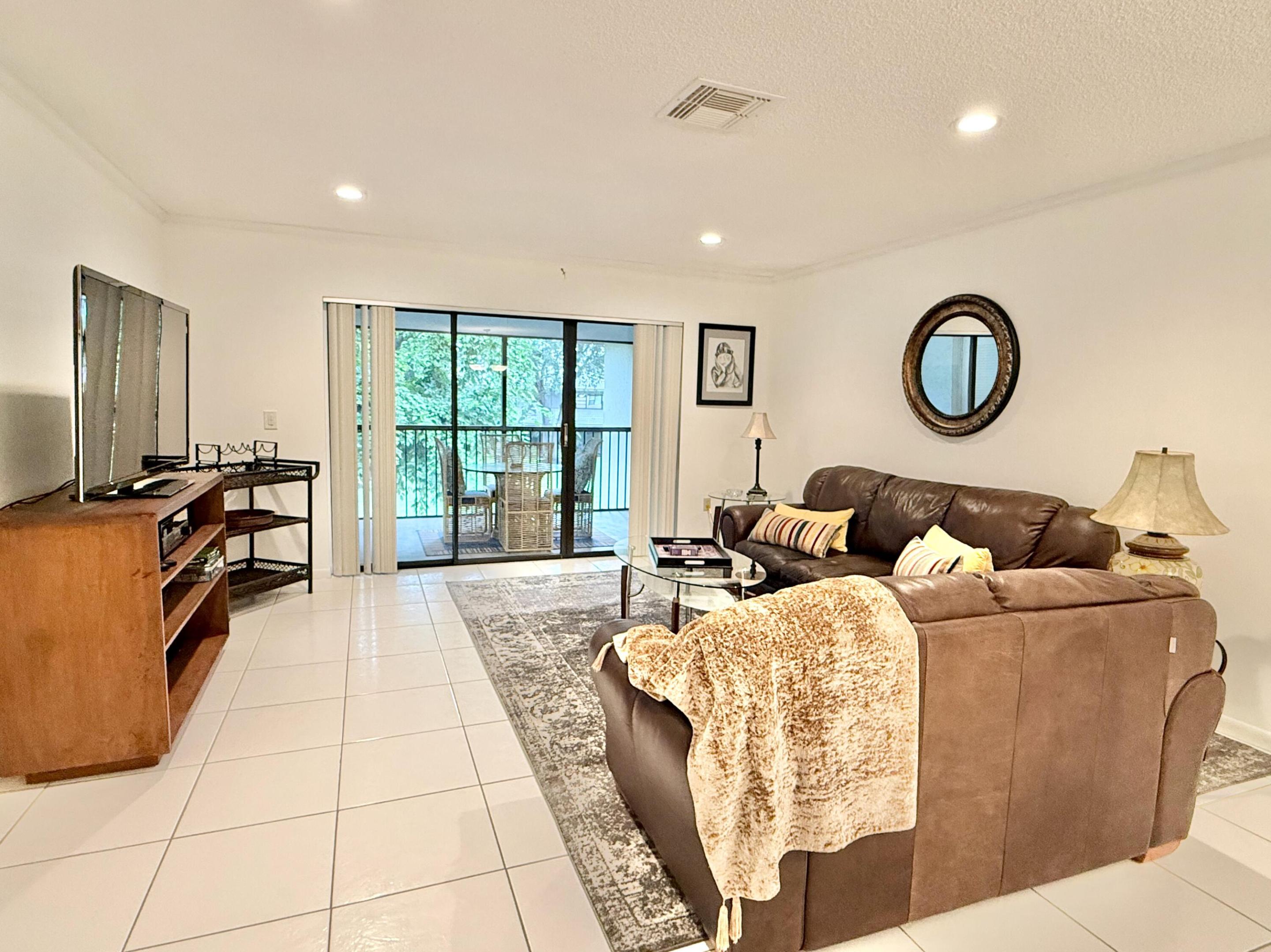 31 STRATFORD #D, Boynton Beach FL 33436
