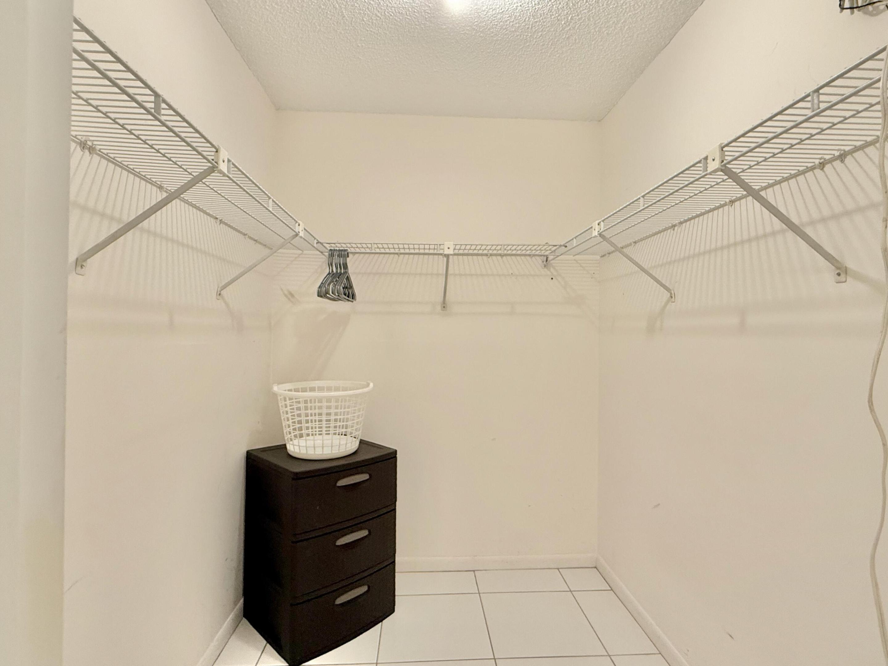 31 STRATFORD #D, Boynton Beach FL 33436