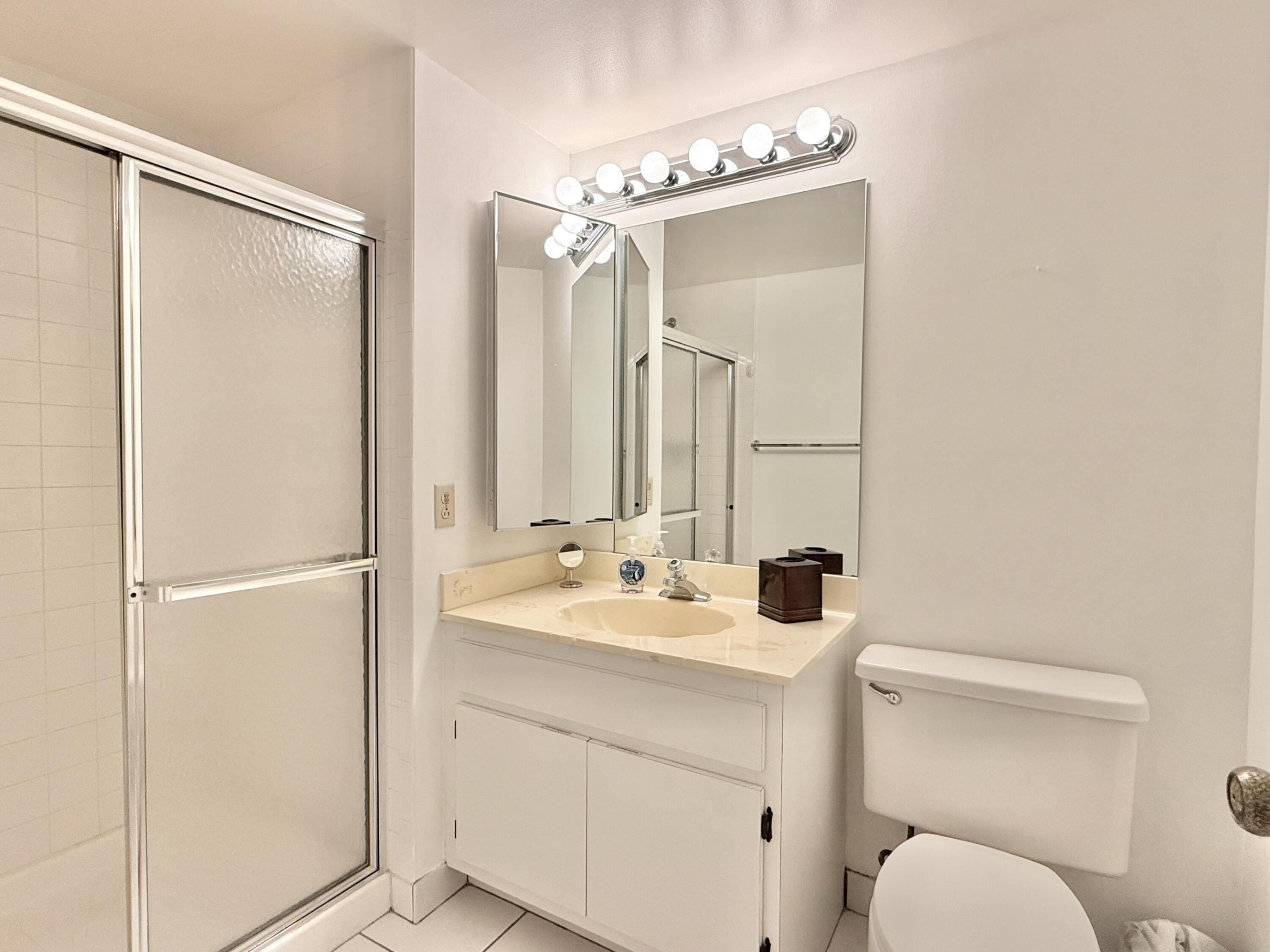 31 STRATFORD #D, Boynton Beach FL 33436