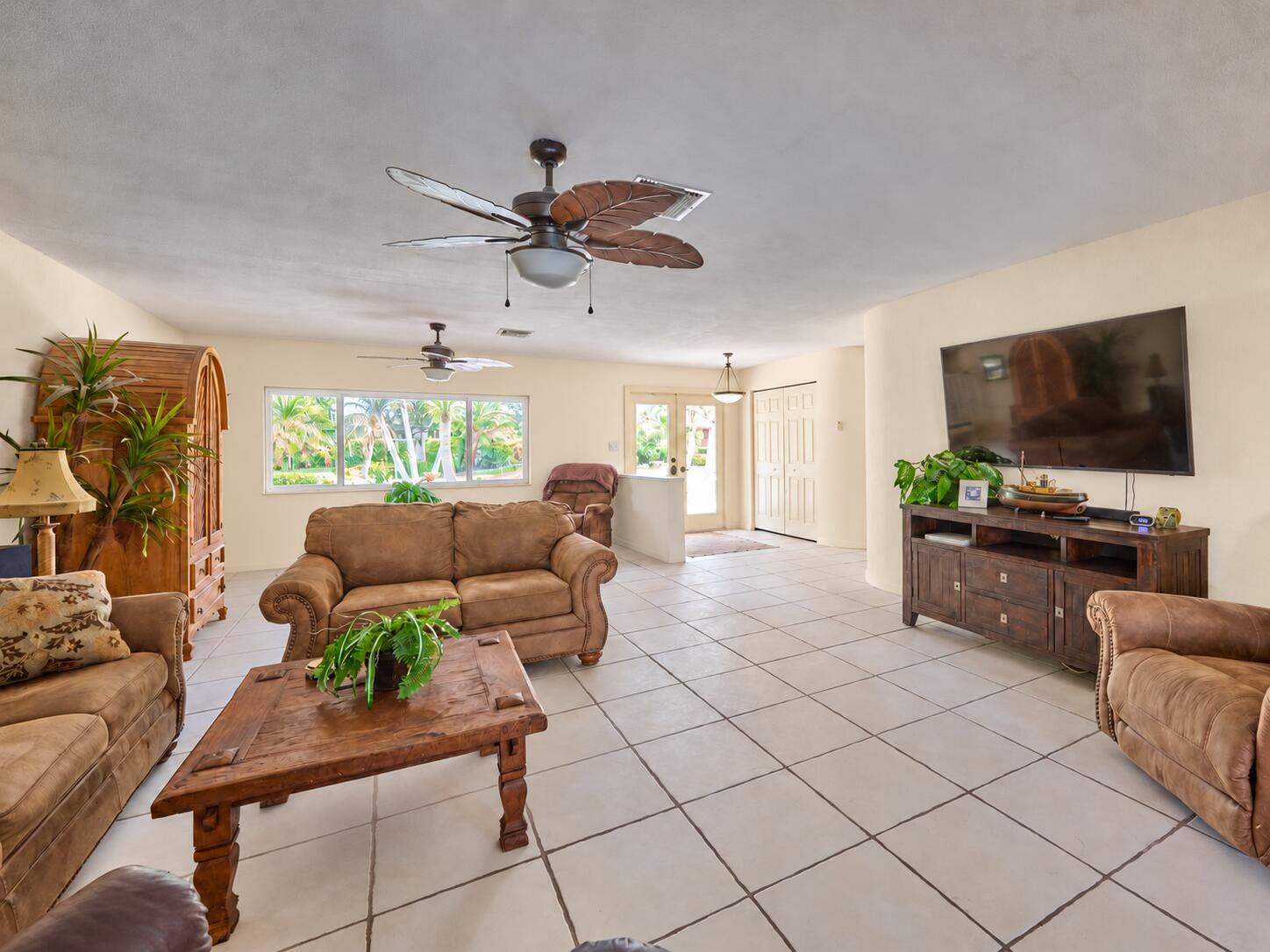 2810 NE 48th, Lighthouse Point FL 33064