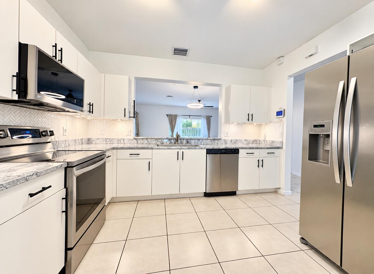 9491 Stanley, Tamarac FL 33321