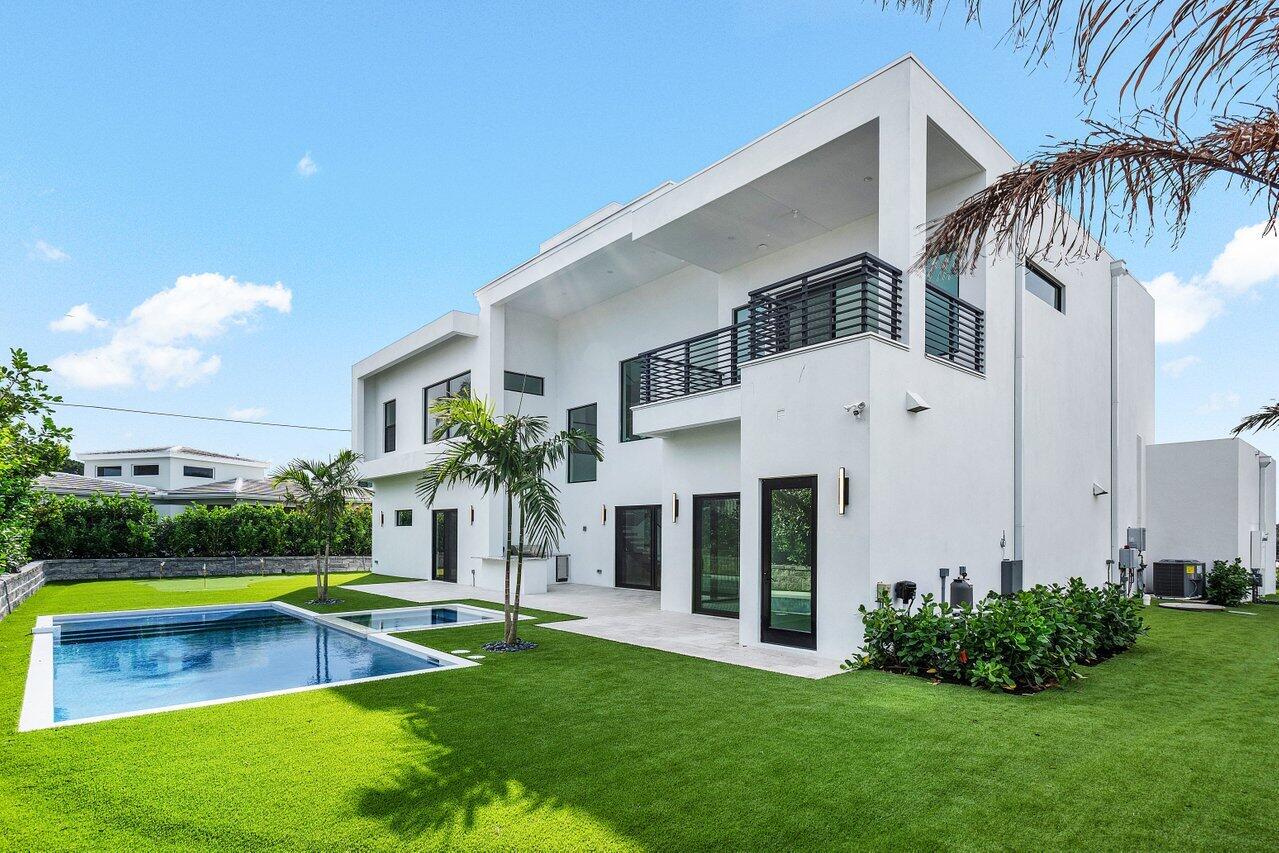 13440 US HIGHWAY 1, Juno Beach FL 33408
