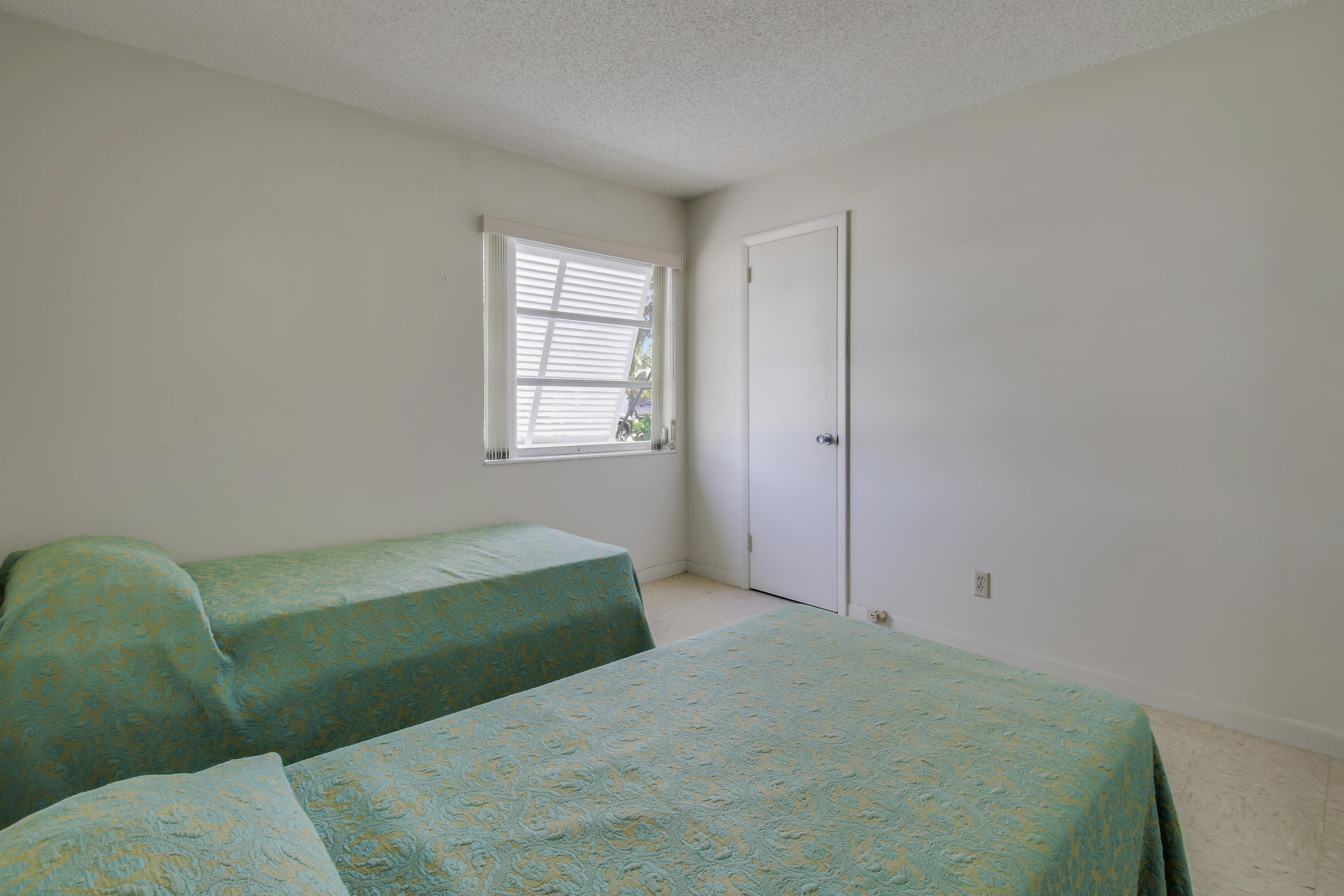 313 BALSAM, Palm Beach Gardens FL 33410