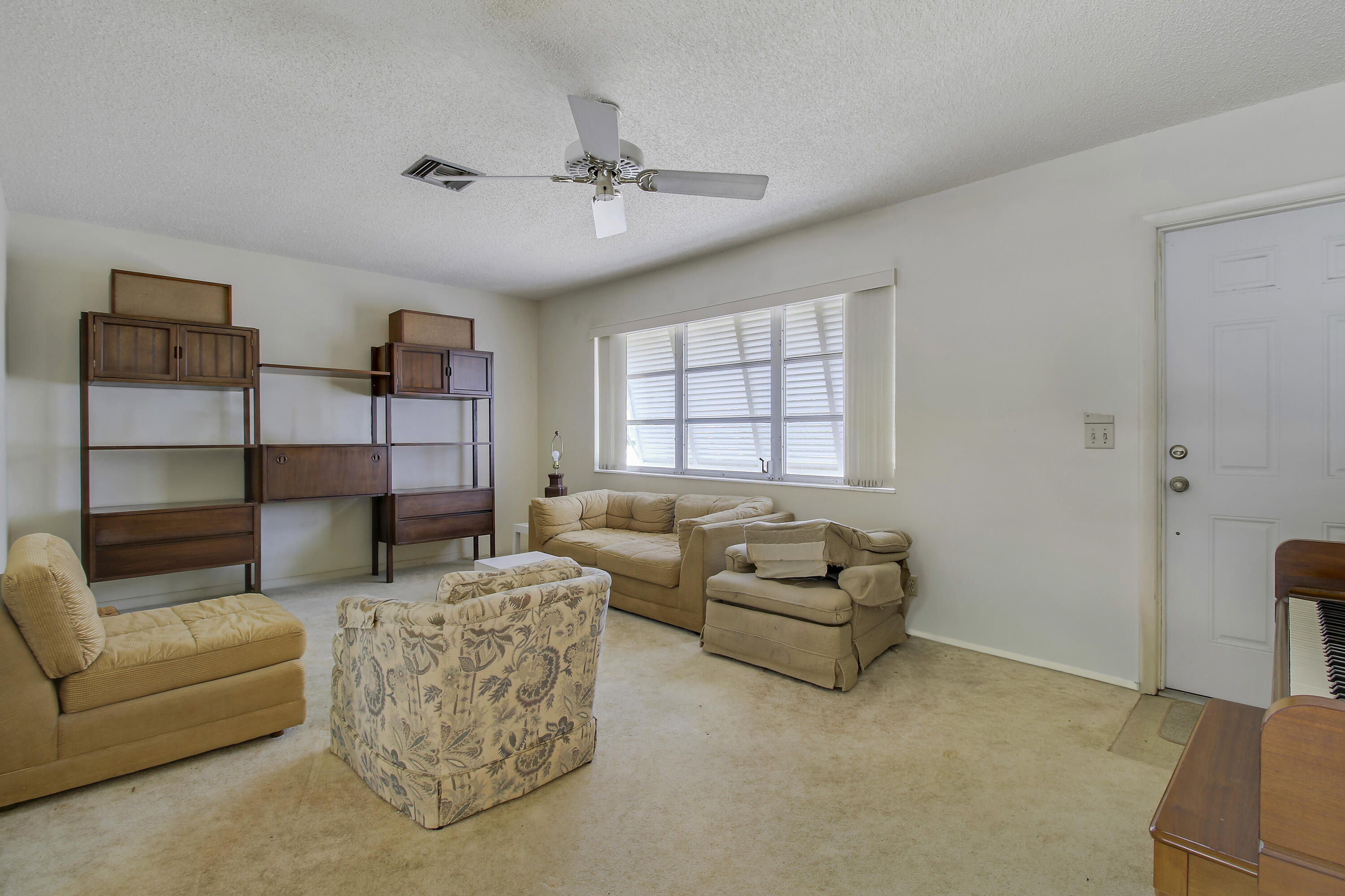 313 BALSAM, Palm Beach Gardens FL 33410
