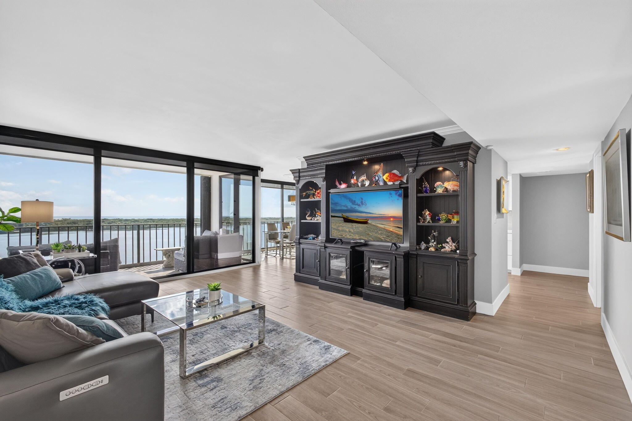 126 LAKESHORE #1125, North Palm Beach FL 33408