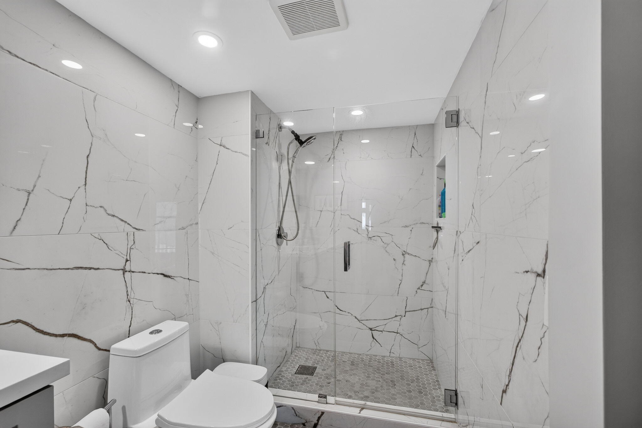 126 LAKESHORE #1125, North Palm Beach FL 33408
