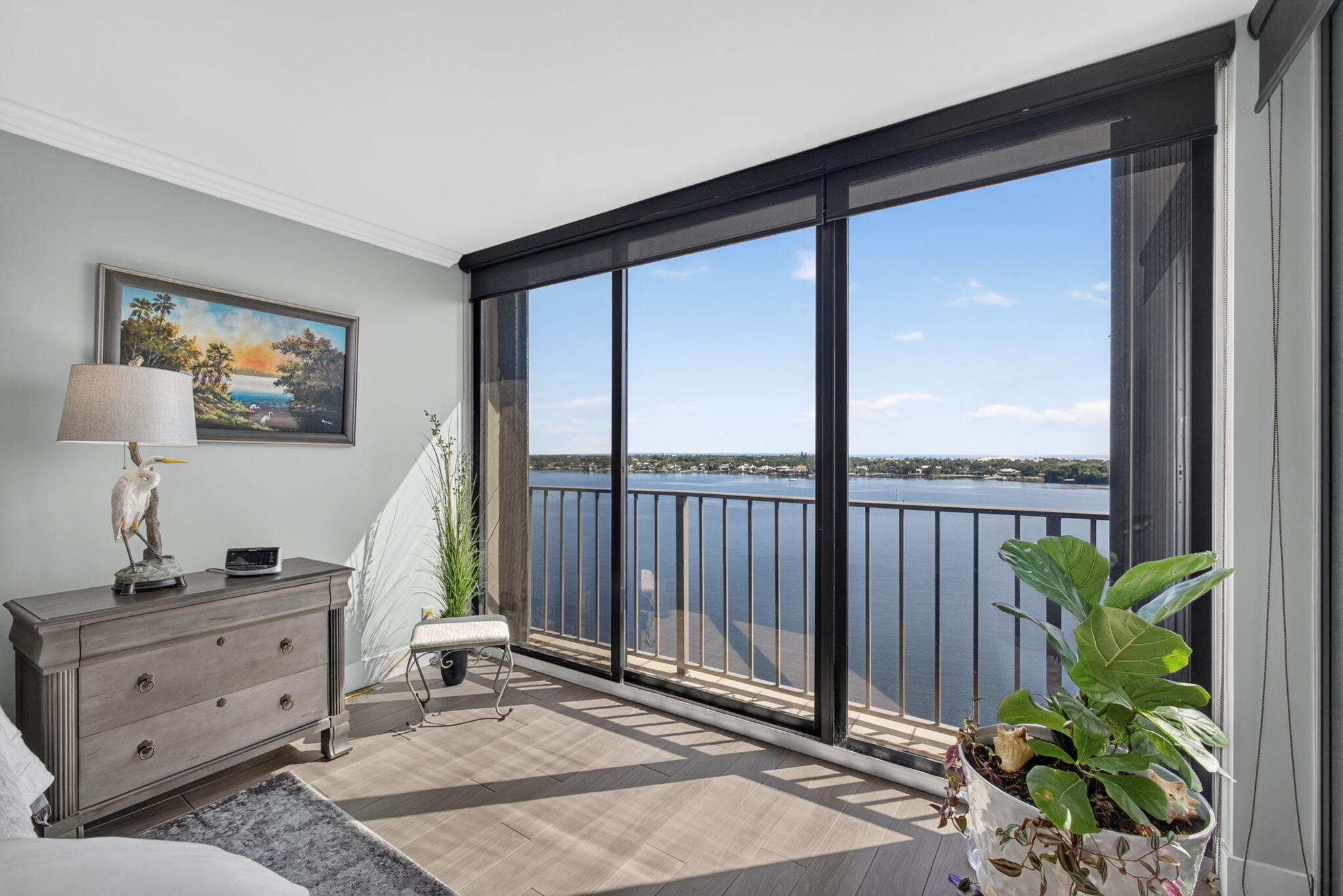126 LAKESHORE #1125, North Palm Beach FL 33408