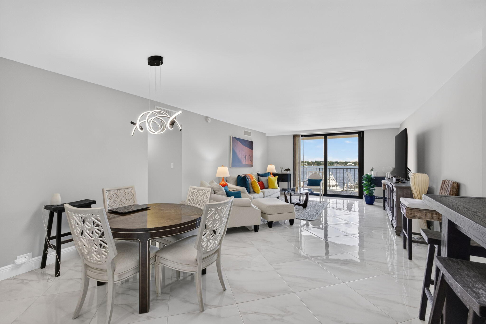 1208 MARINE #402, North Palm Beach FL 33408