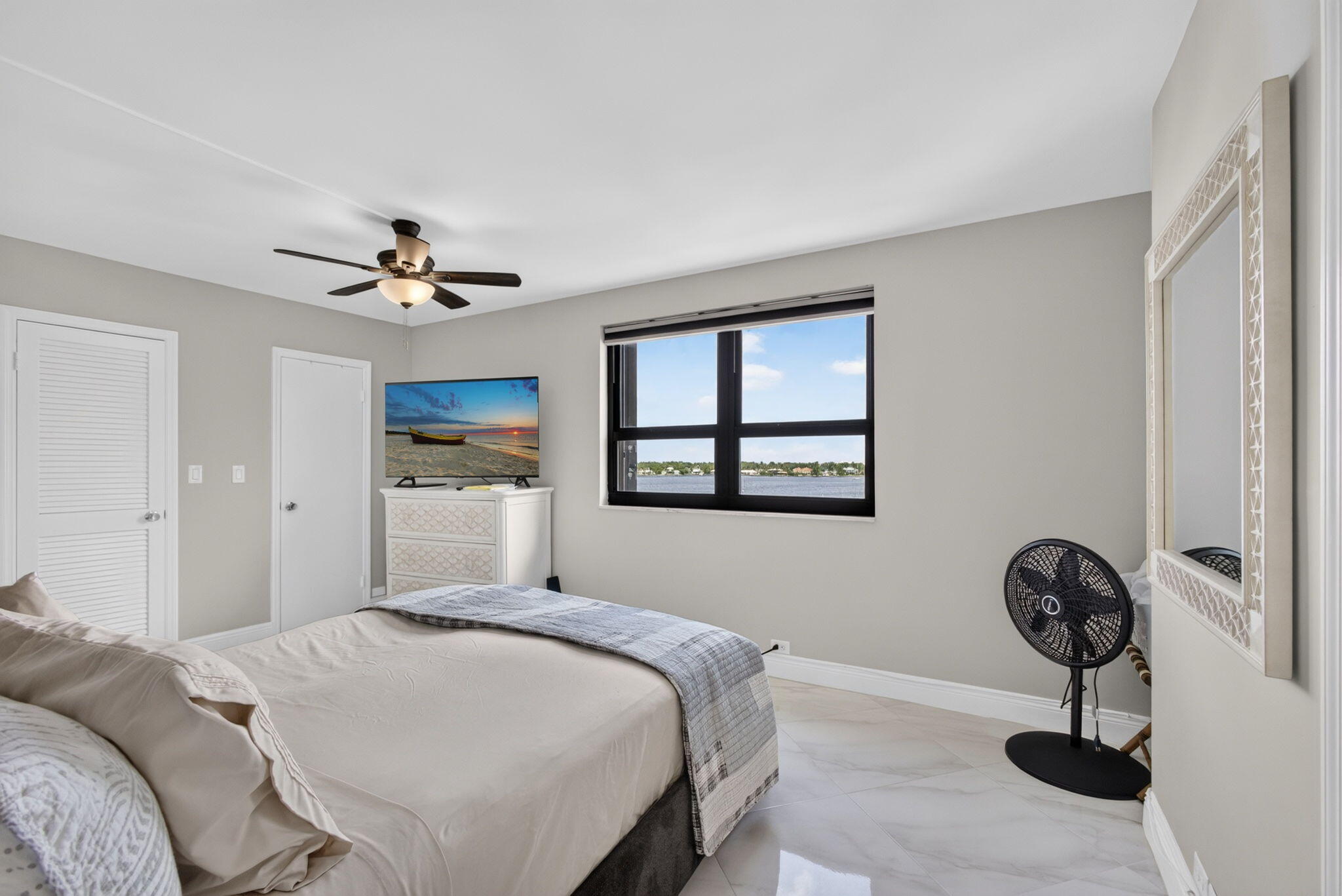 1208 MARINE #402, North Palm Beach FL 33408