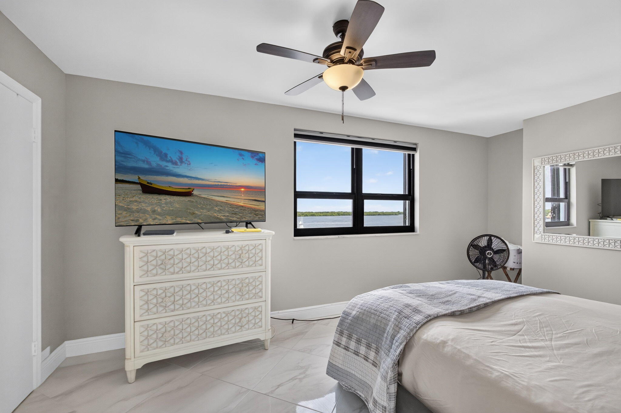 1208 MARINE #402, North Palm Beach FL 33408