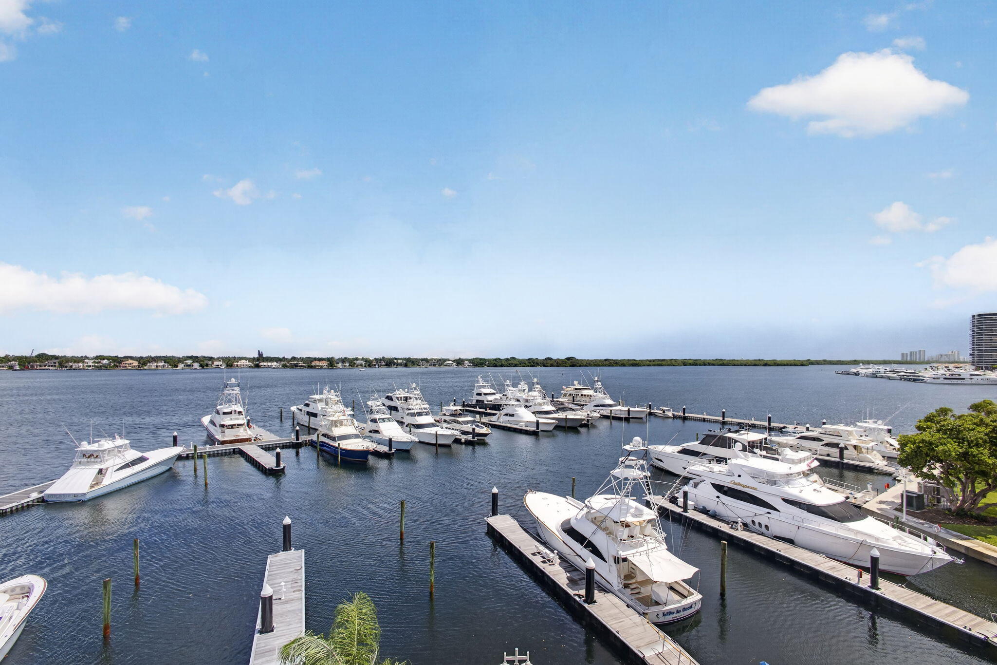 1208 MARINE #402, North Palm Beach FL 33408
