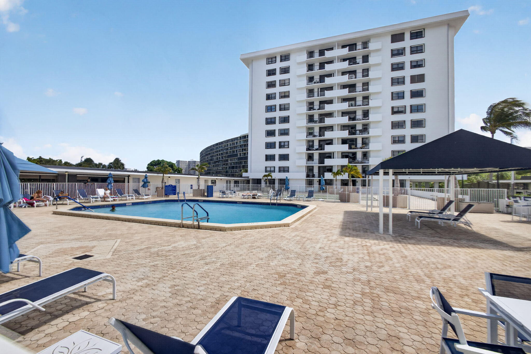 1208 MARINE #402, North Palm Beach FL 33408
