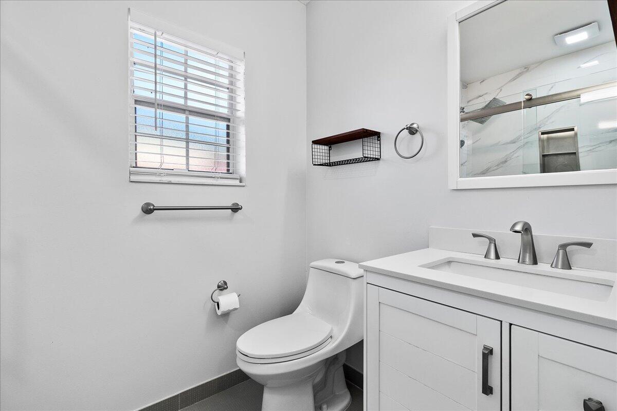 205 Palm, Lantana FL 33462