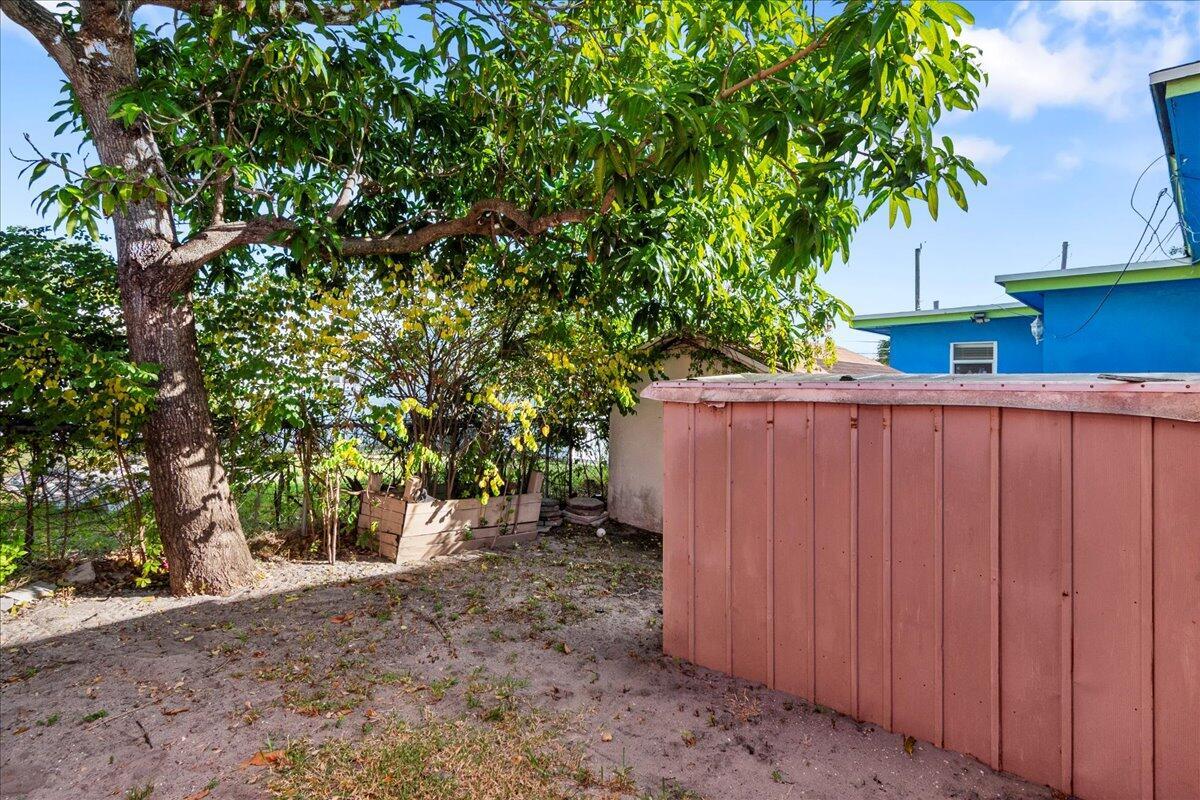205 Palm, Lantana FL 33462