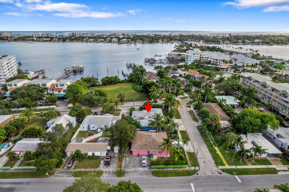 205 Palm, Lantana FL 33462