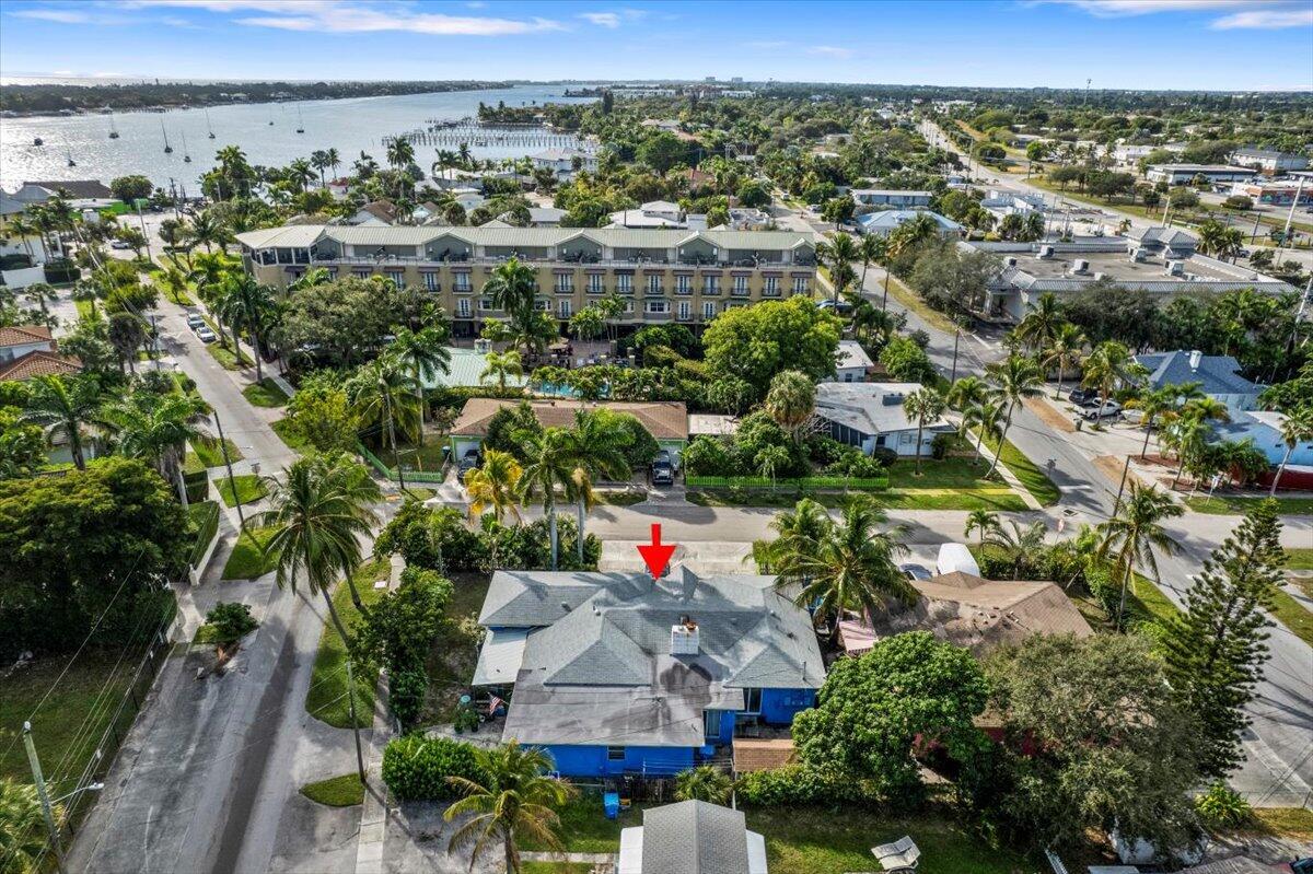 205 Palm, Lantana FL 33462