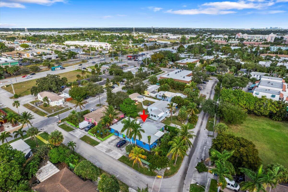 205 Palm, Lantana FL 33462