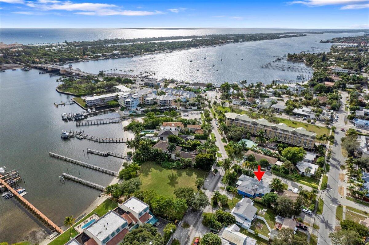 205 Palm, Lantana FL 33462