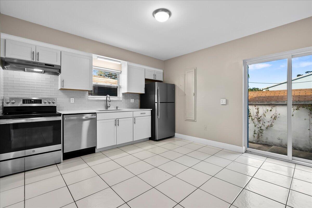 205 Palm, Lantana FL 33462