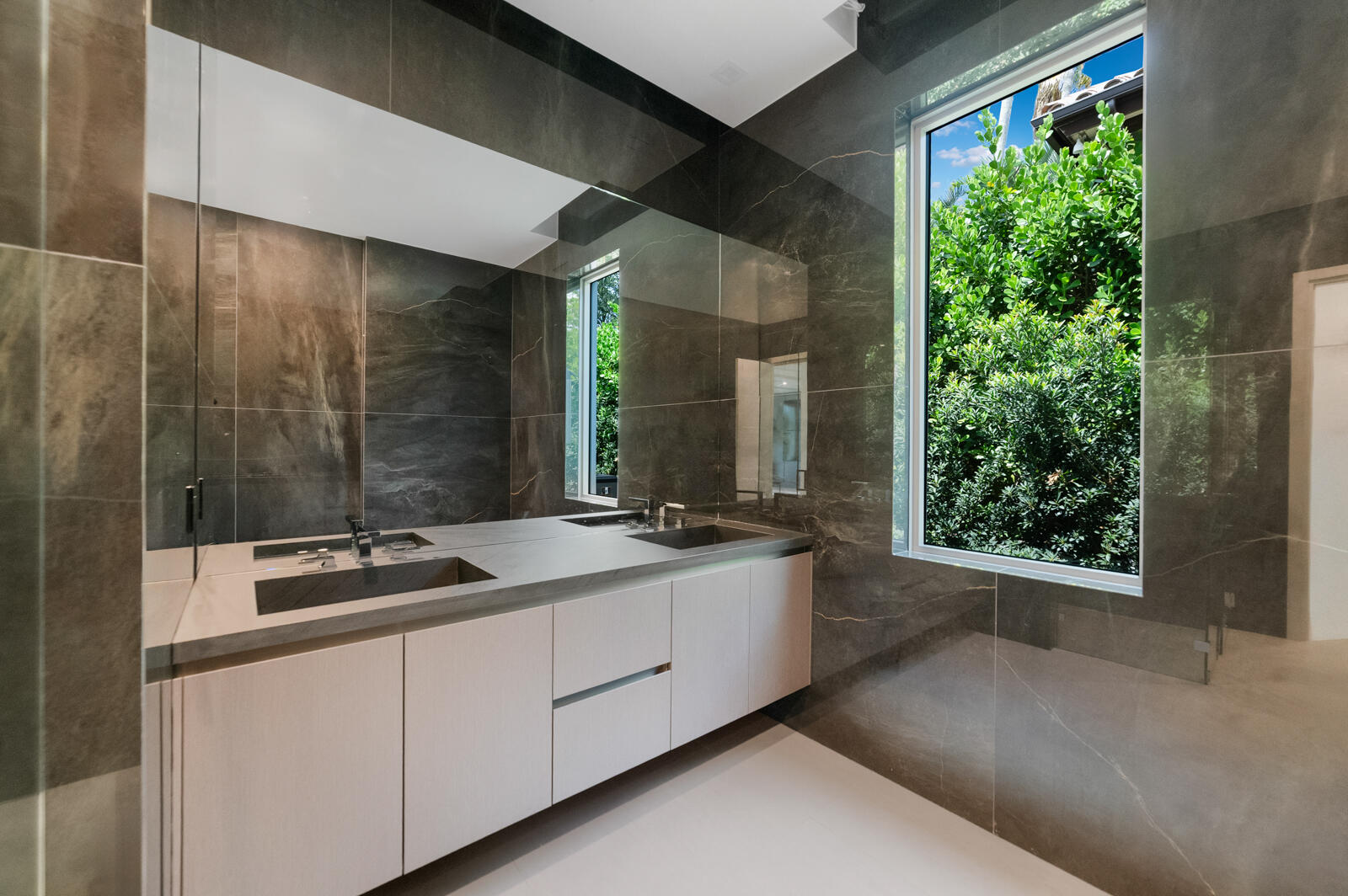 414 ROYAL PLAZA, Fort Lauderdale FL 33301