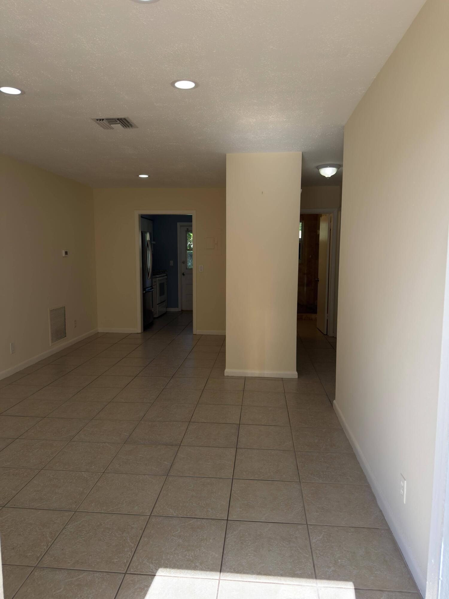 307 Northlake, North Palm Beach FL 33408