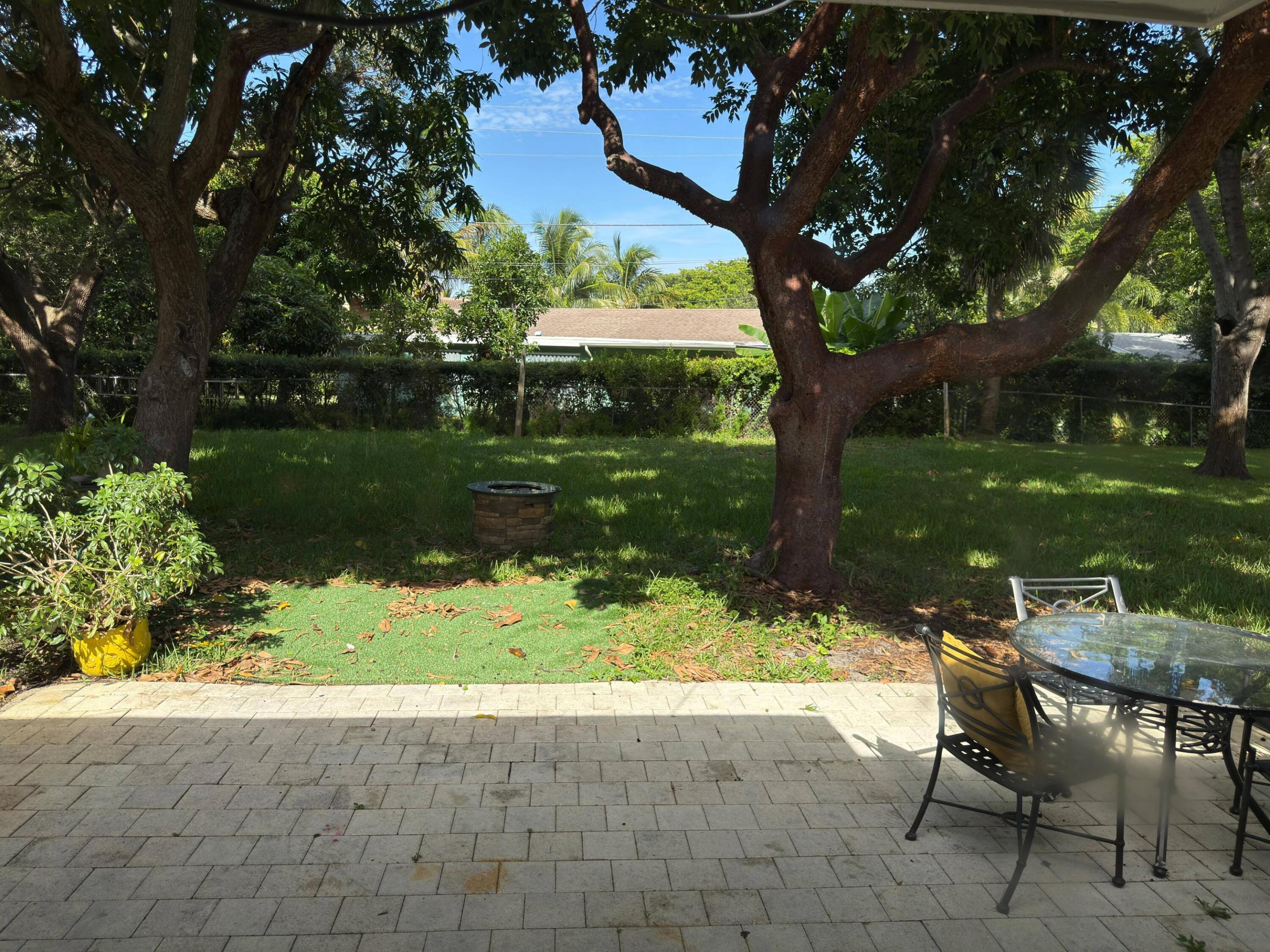 307 Northlake, North Palm Beach FL 33408