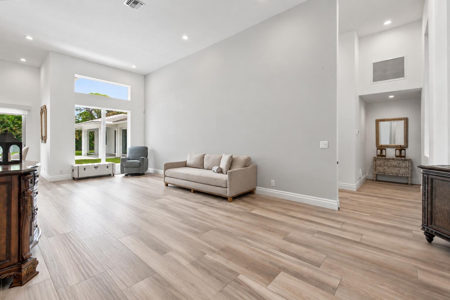 5664 High Flyer, Palm Beach Gardens FL 33418