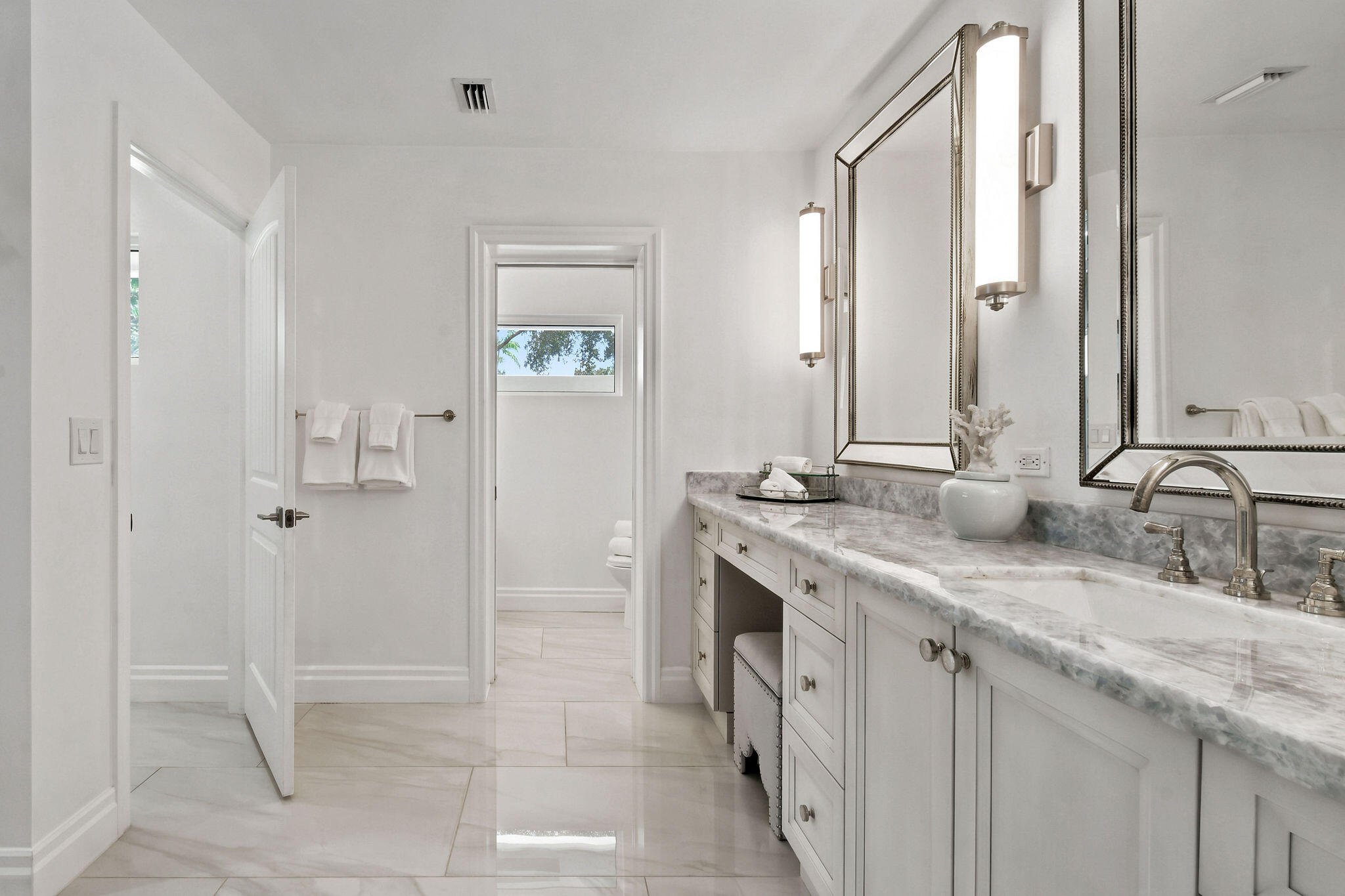 5664 High Flyer, Palm Beach Gardens FL 33418