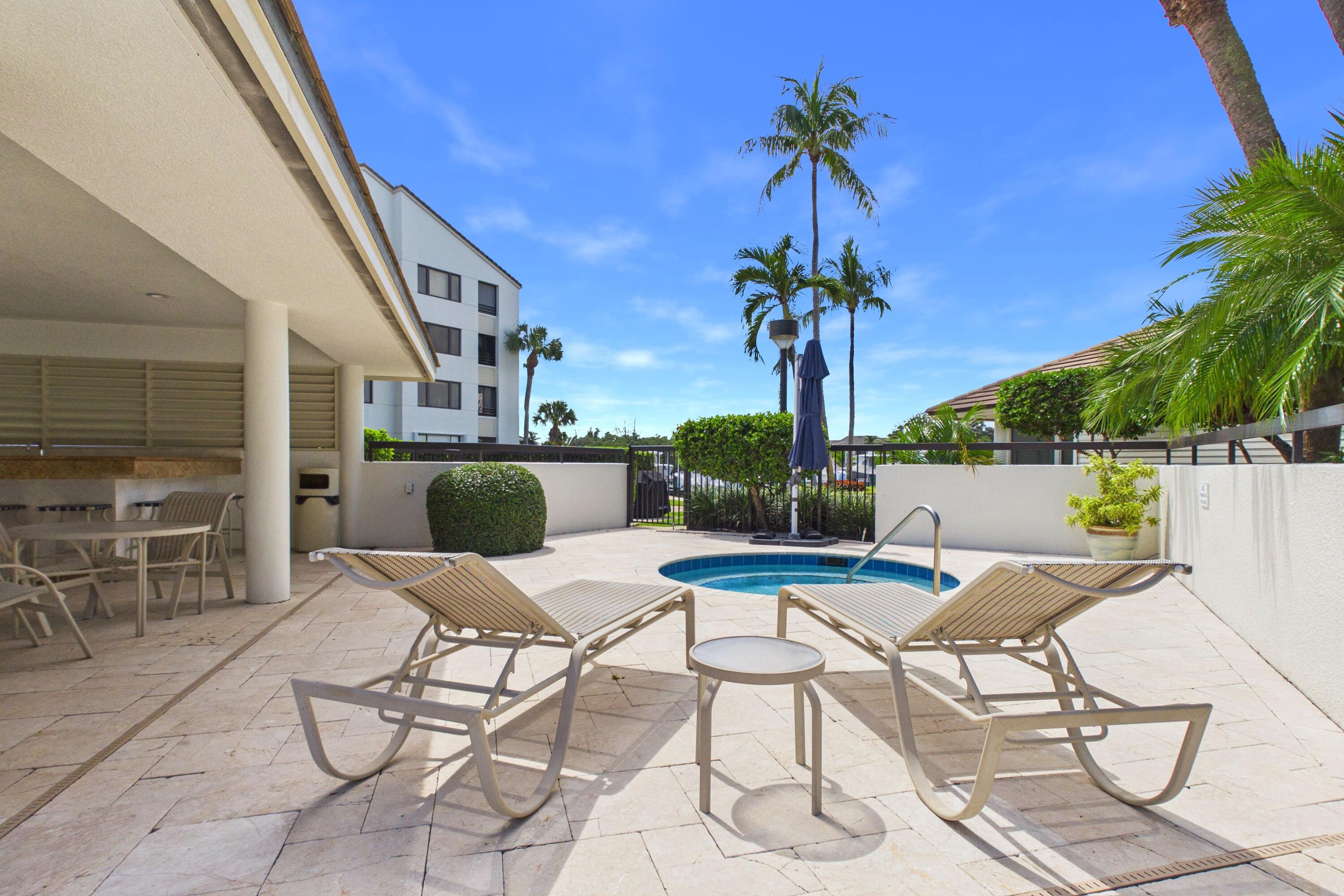 412 Coral Cove, North Palm Beach FL 33408
