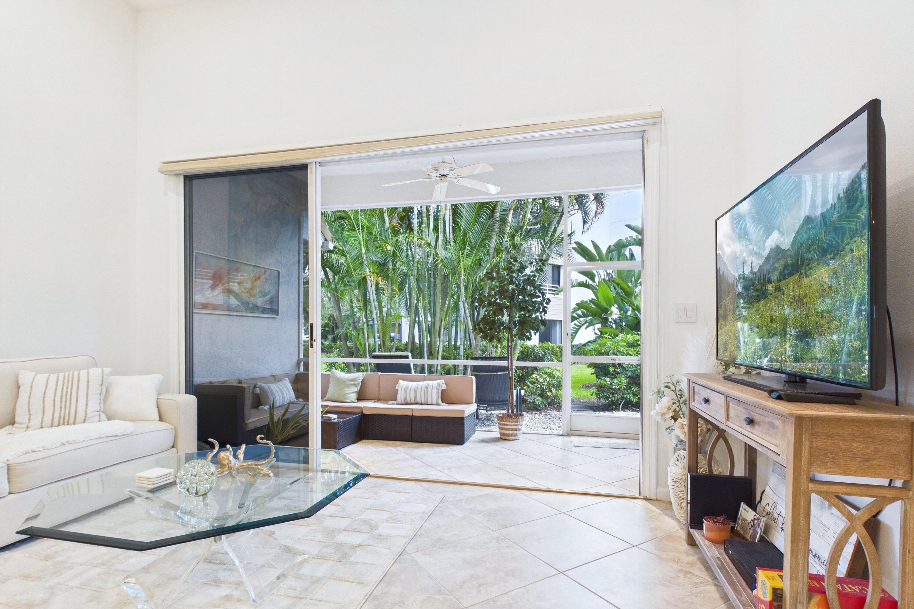 412 Coral Cove, North Palm Beach FL 33408
