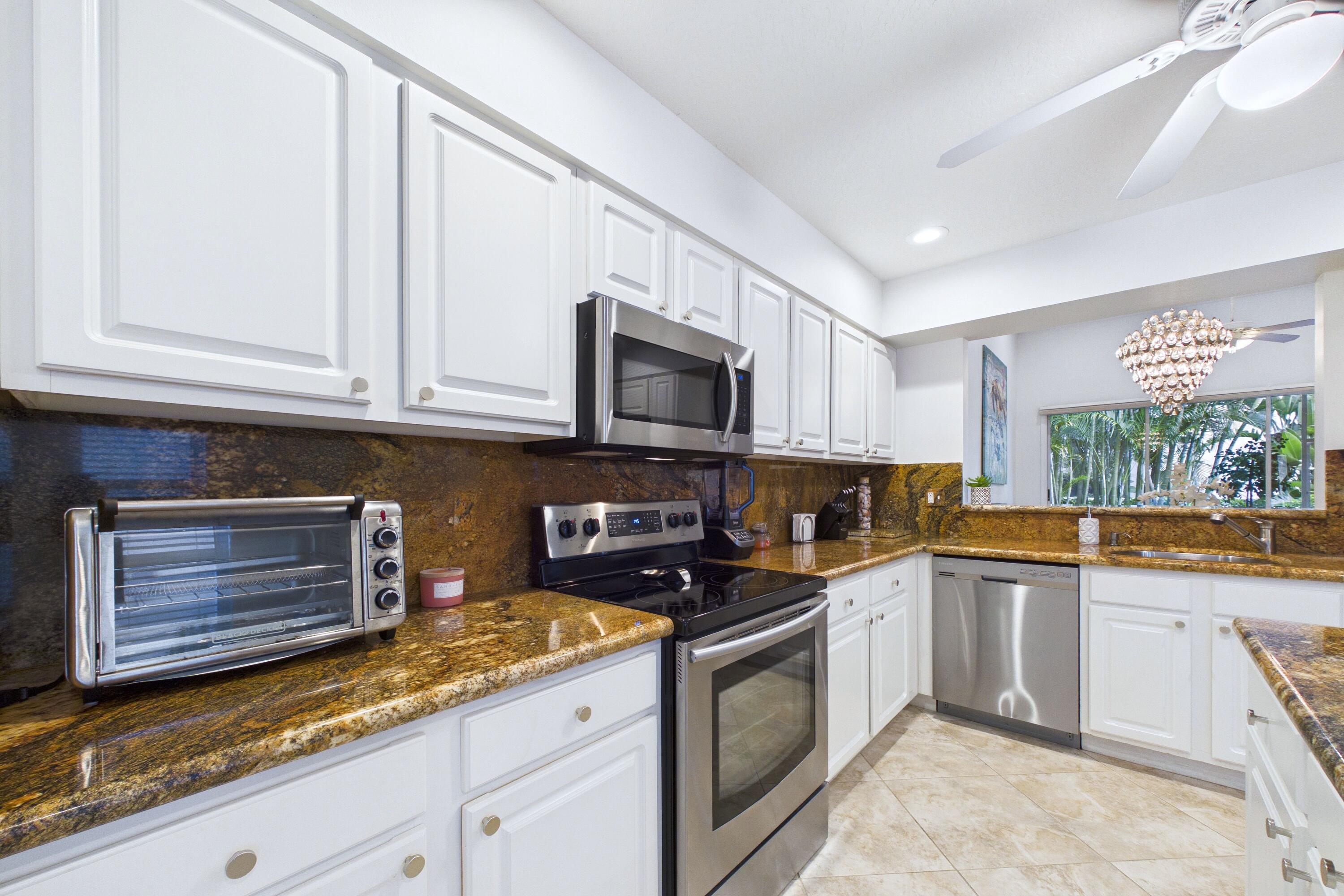412 Coral Cove, North Palm Beach FL 33408