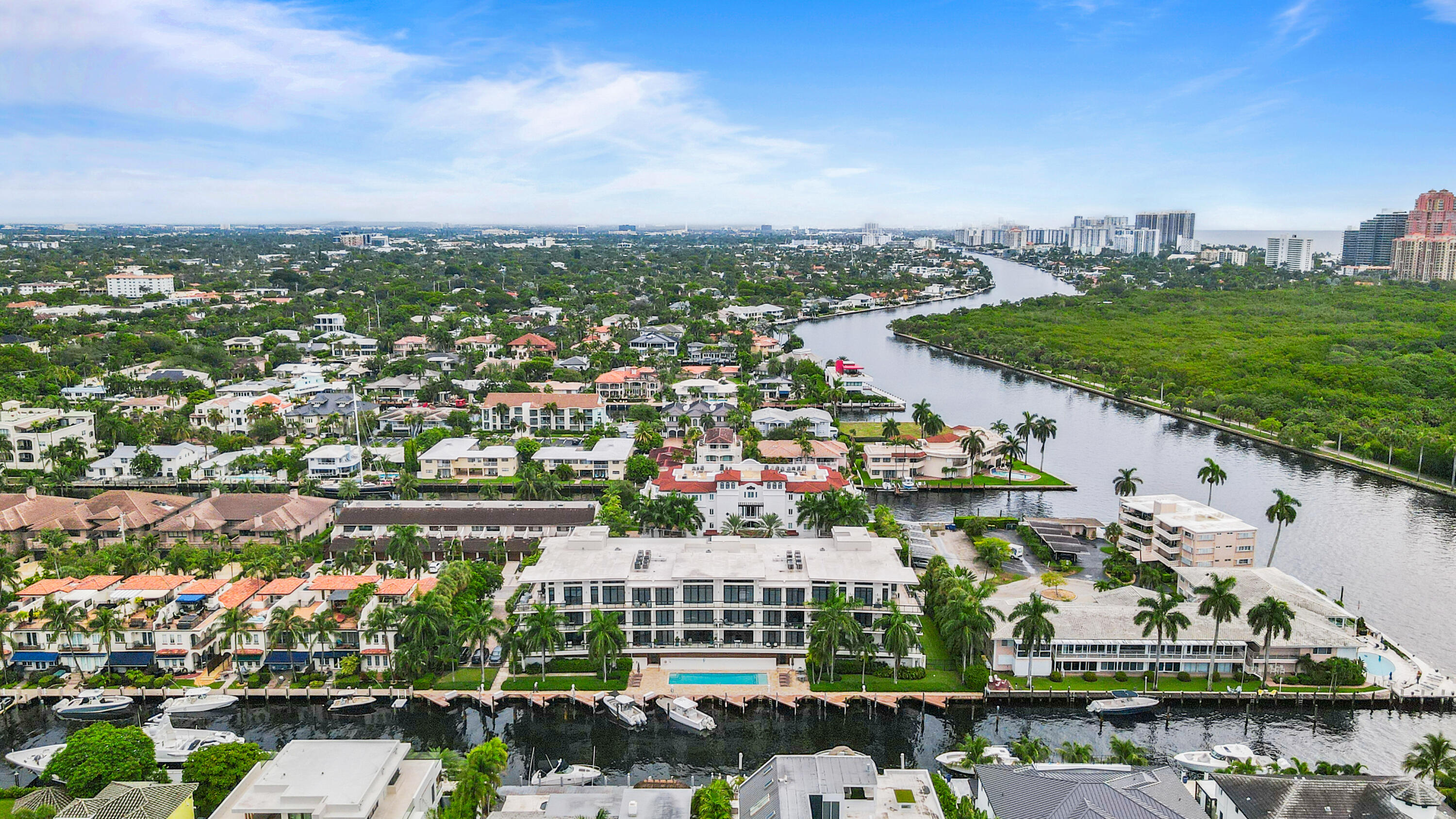 2770 NE 14TH #203, Fort Lauderdale FL 33304