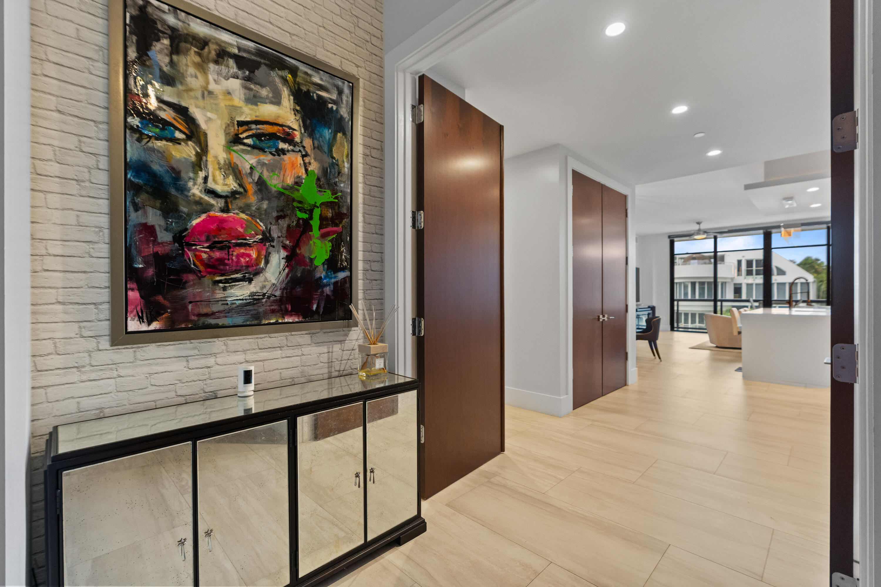 2770 NE 14TH #203, Fort Lauderdale FL 33304