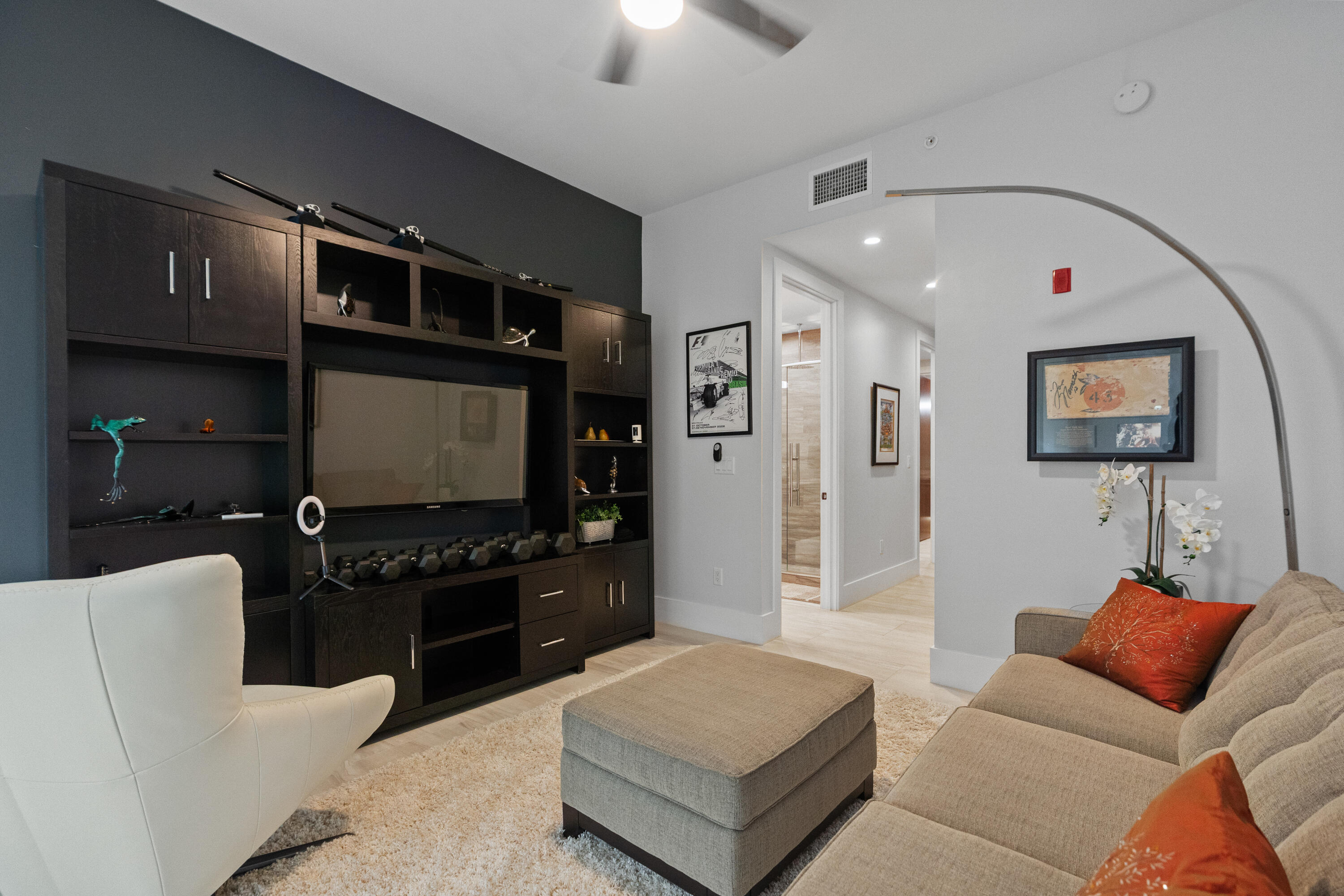 2770 NE 14TH #203, Fort Lauderdale FL 33304