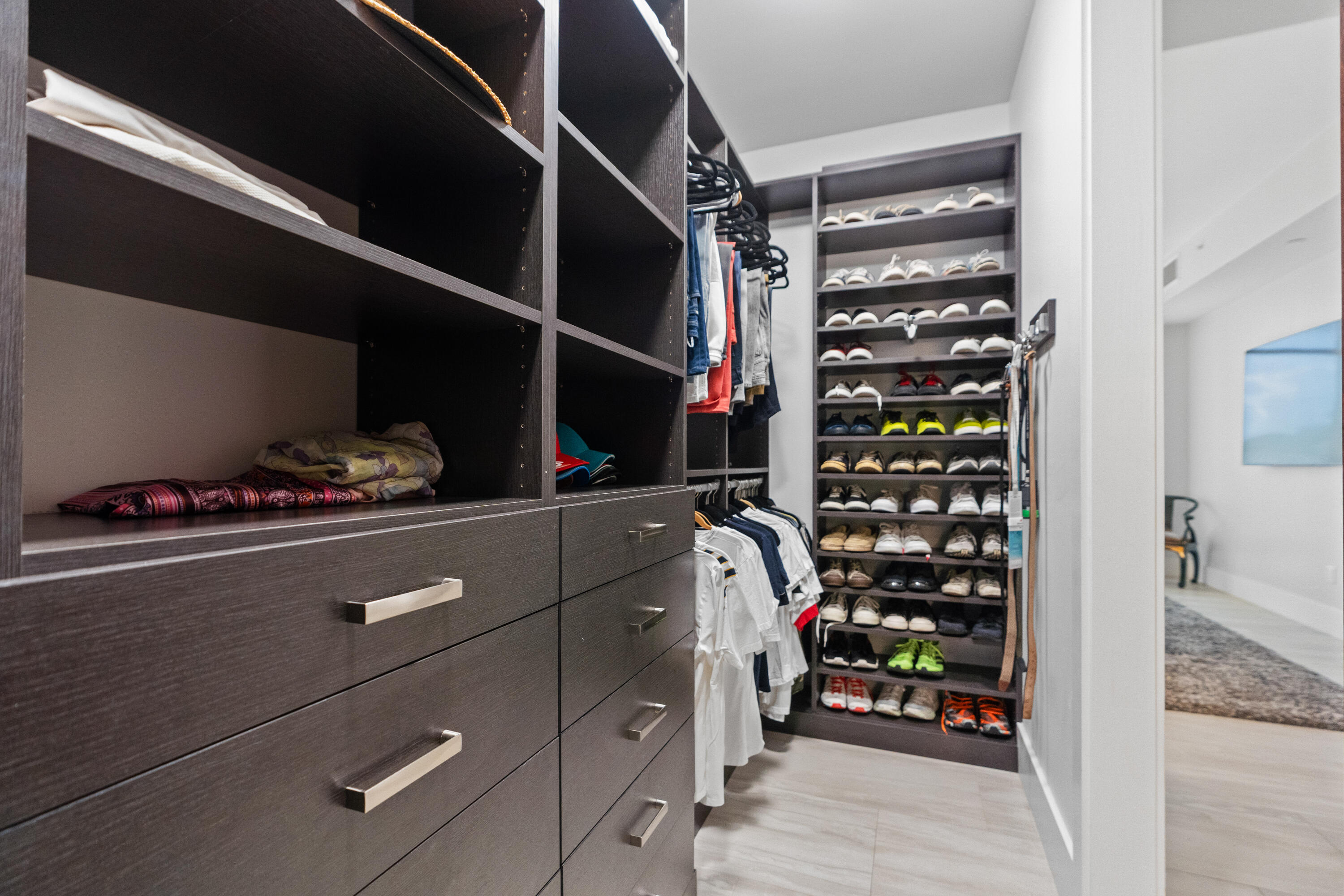 2770 NE 14TH #203, Fort Lauderdale FL 33304
