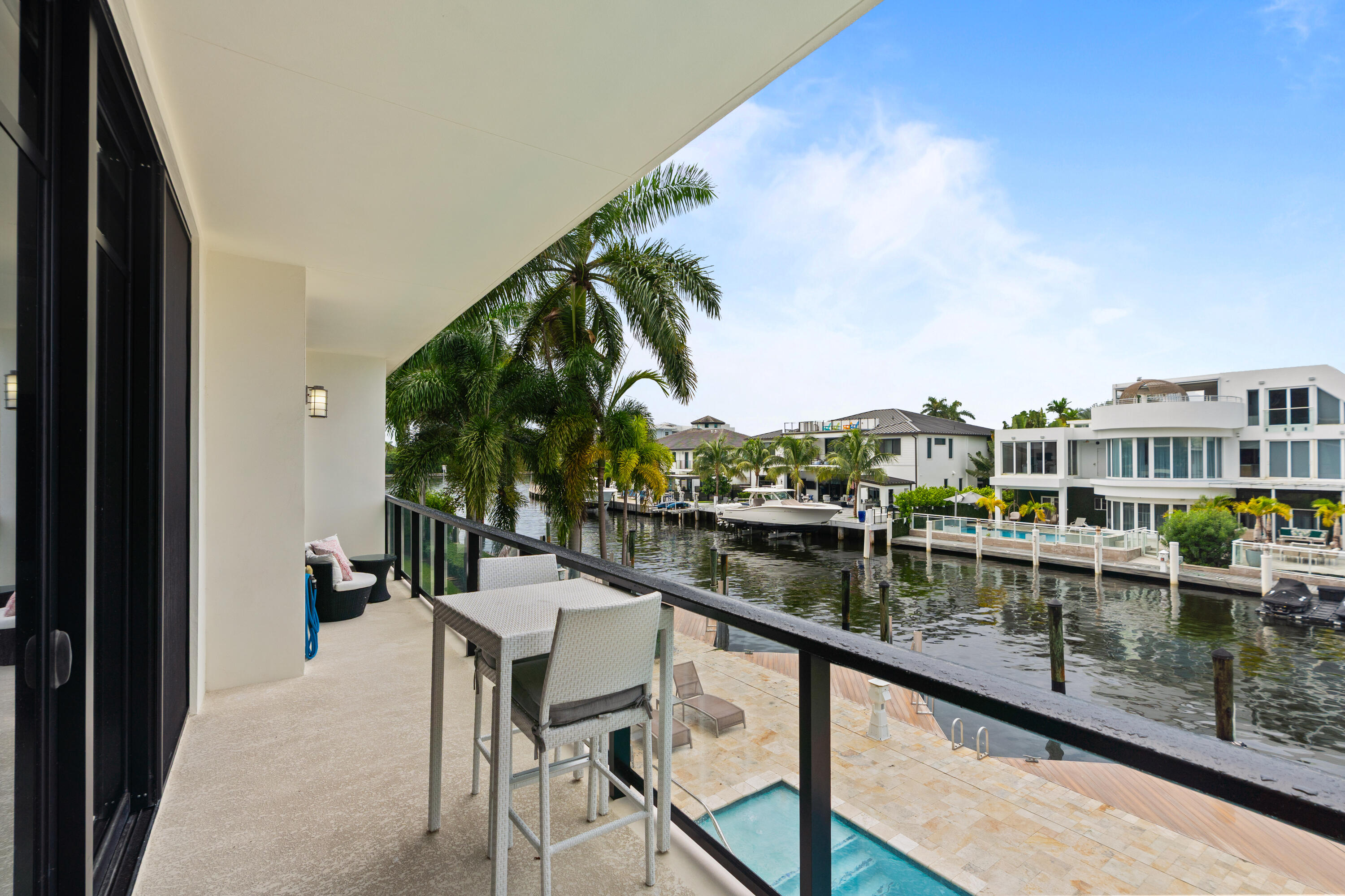 2770 NE 14TH #203, Fort Lauderdale FL 33304