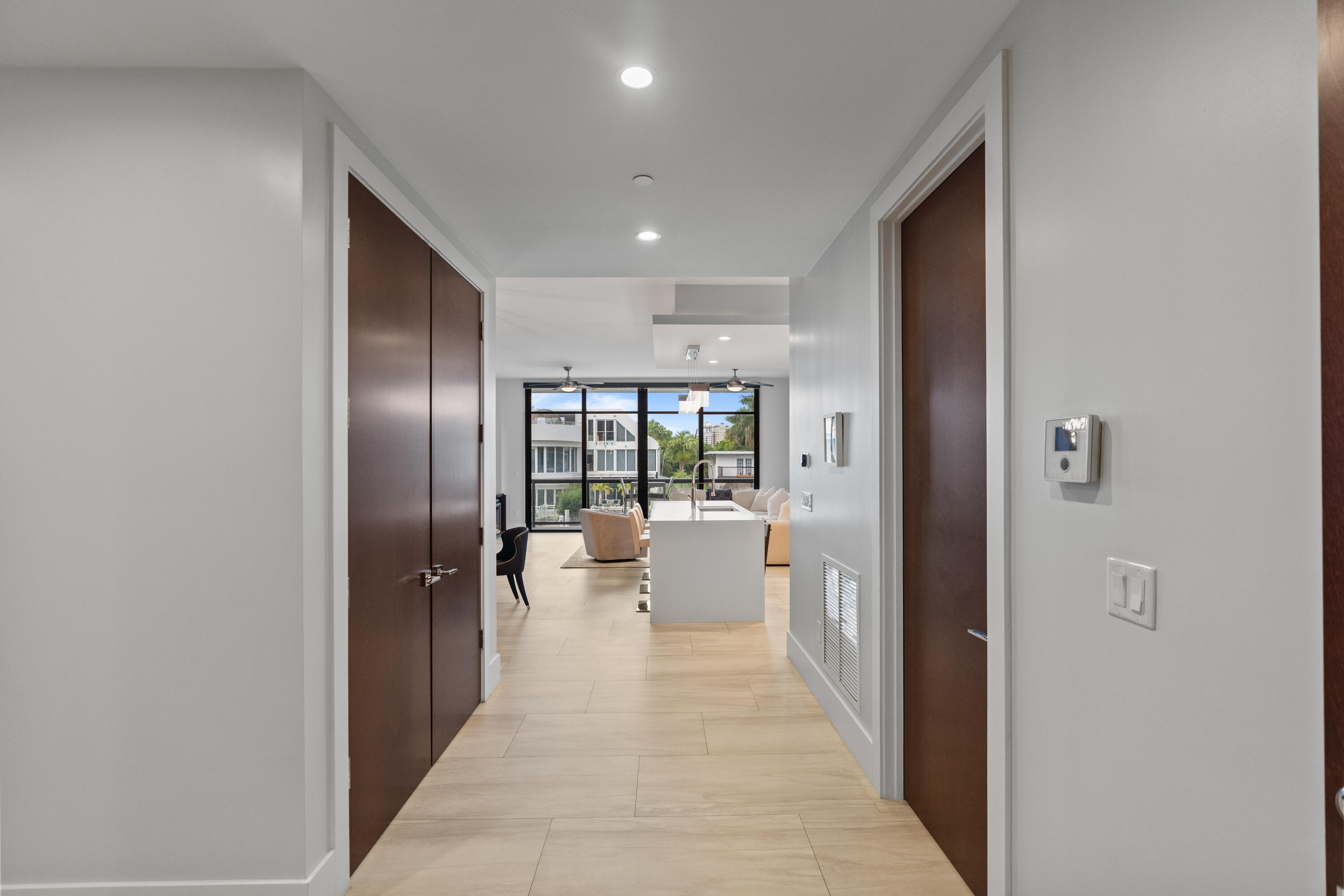 2770 NE 14TH #203, Fort Lauderdale FL 33304