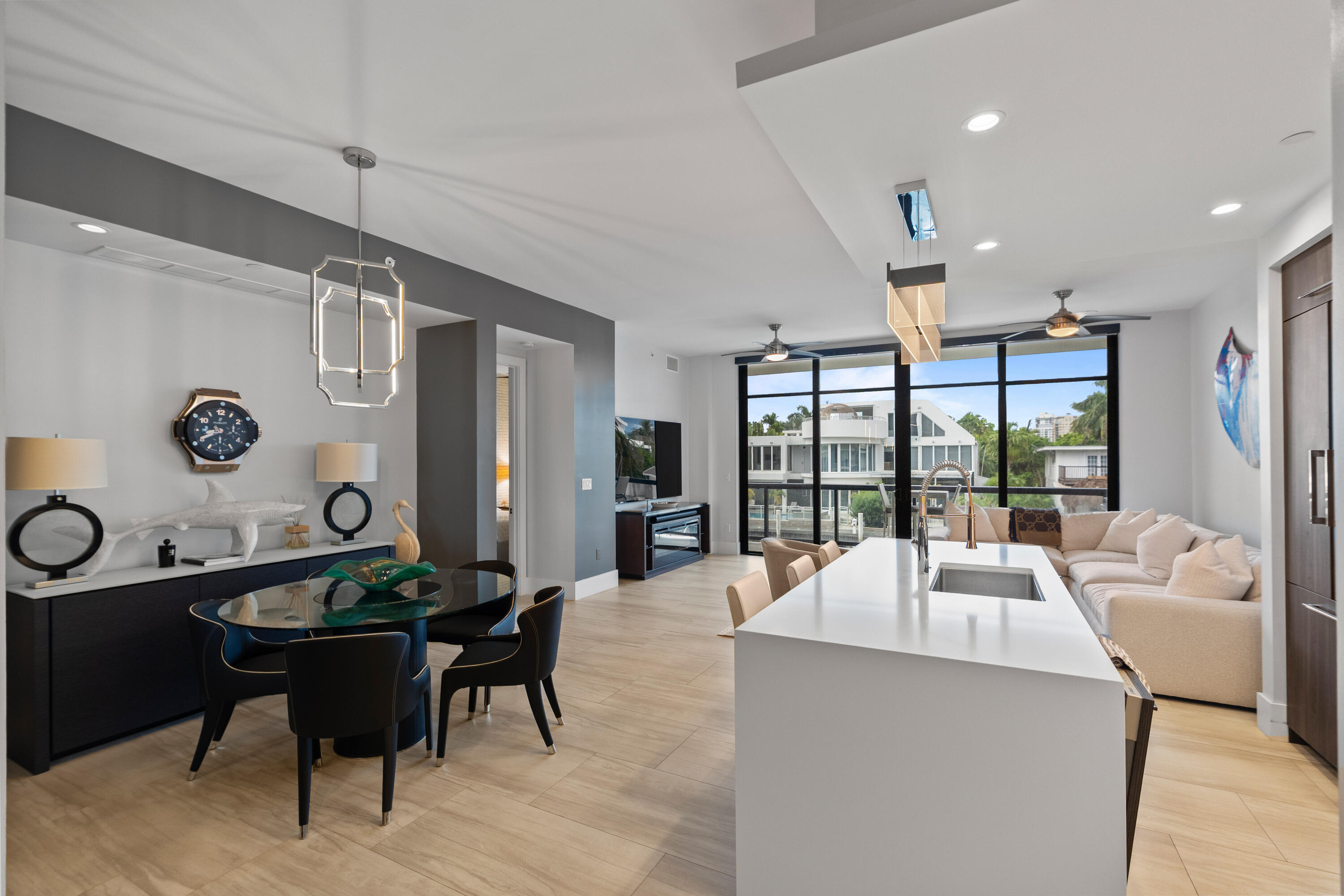2770 NE 14TH #203, Fort Lauderdale FL 33304