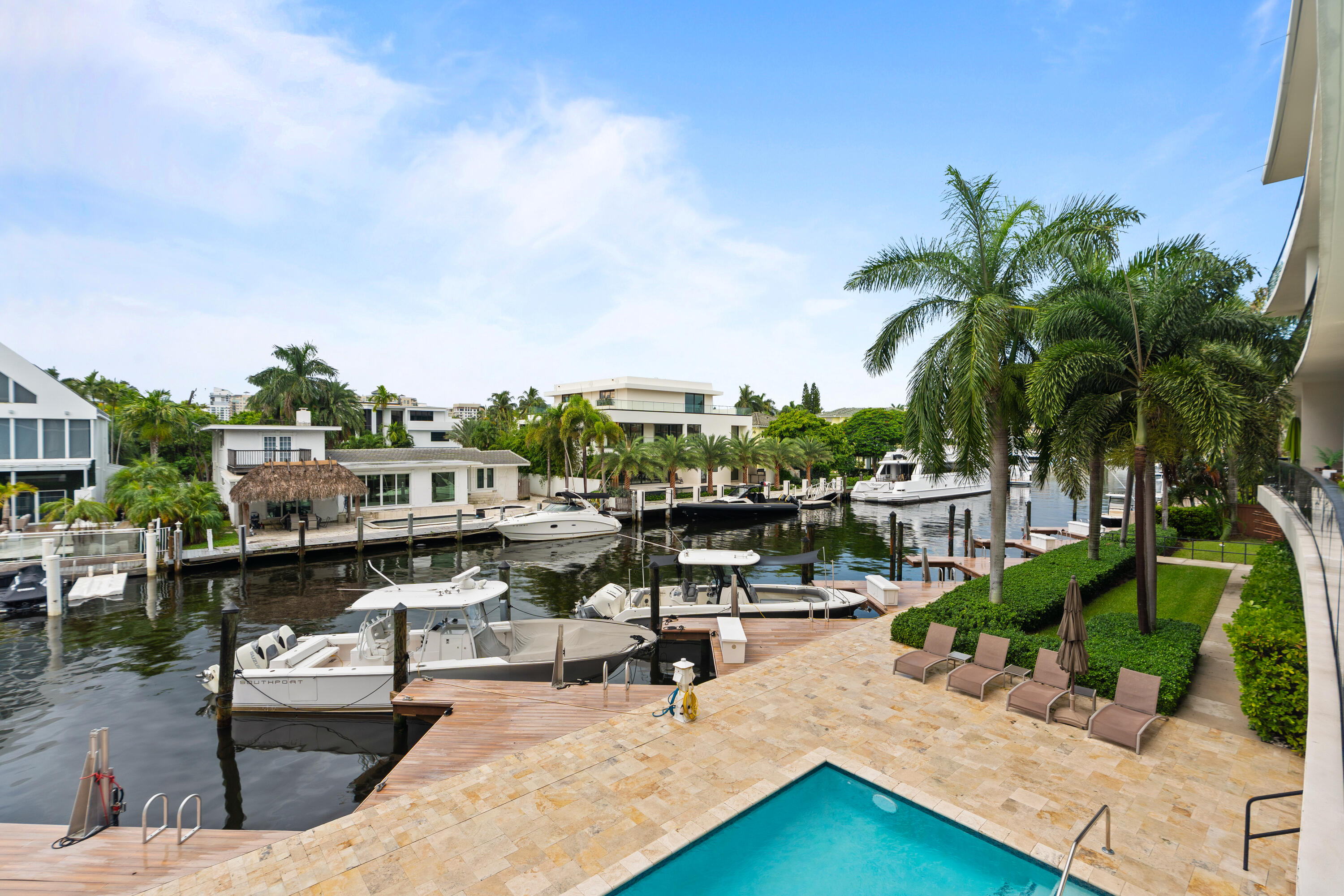 2770 NE 14TH #203, Fort Lauderdale FL 33304