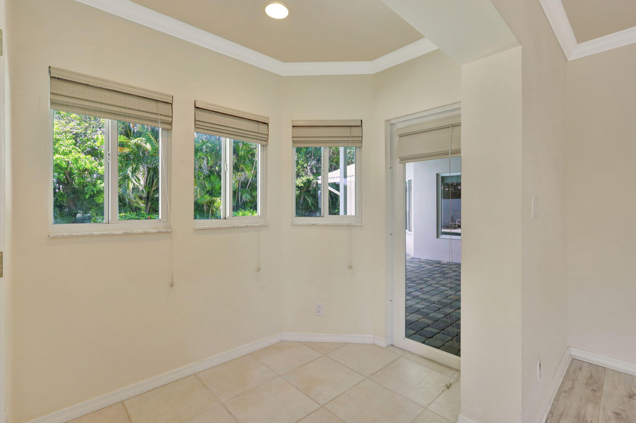 3841 NE 6TH, Boca Raton FL 33431