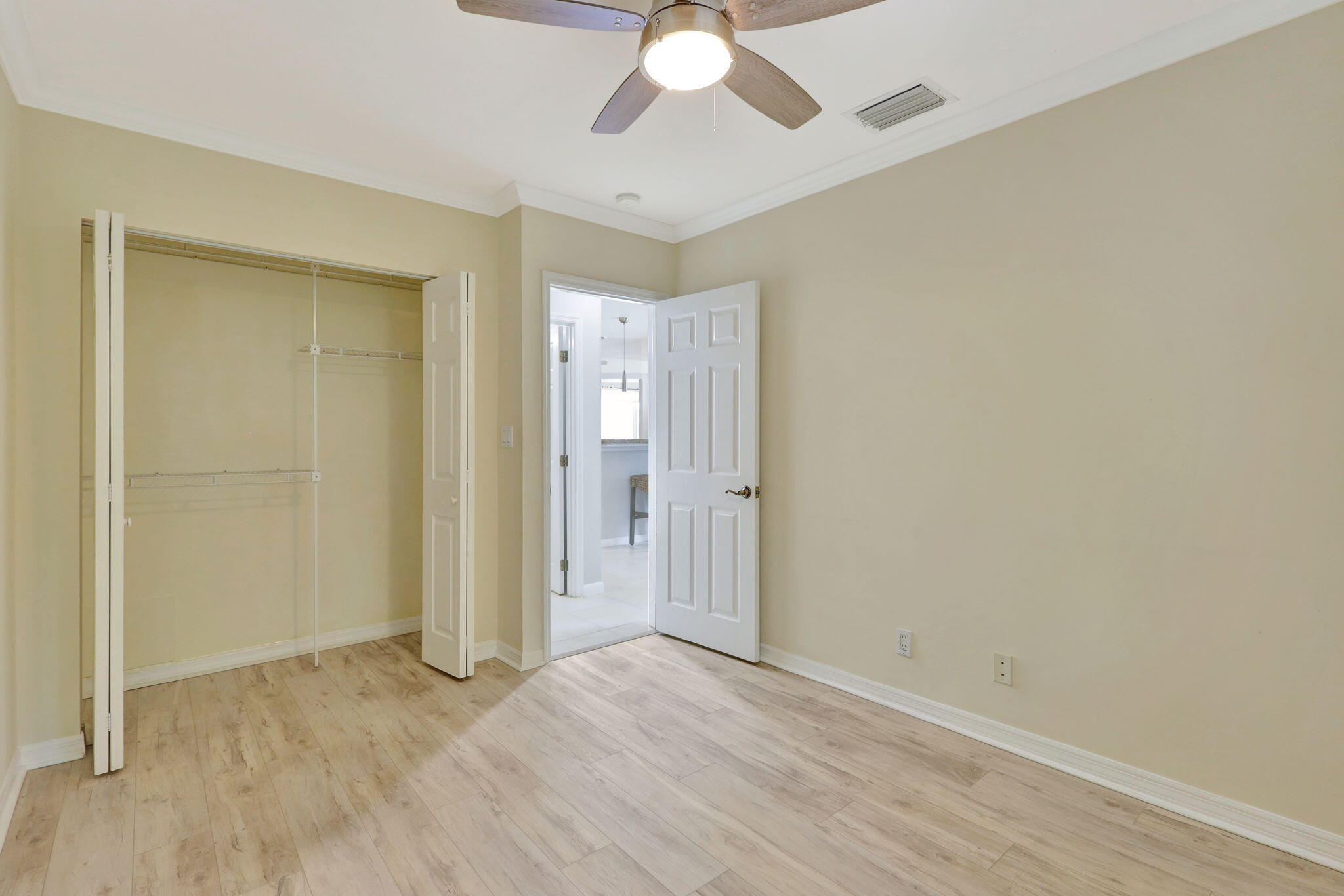 3841 NE 6TH, Boca Raton FL 33431