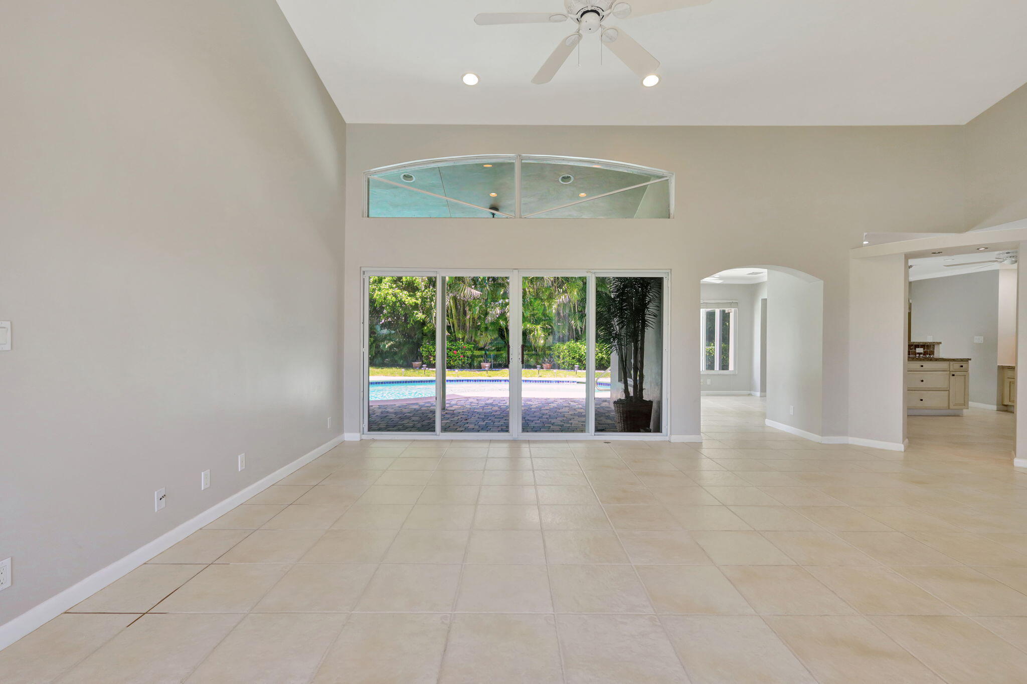 3841 NE 6TH, Boca Raton FL 33431
