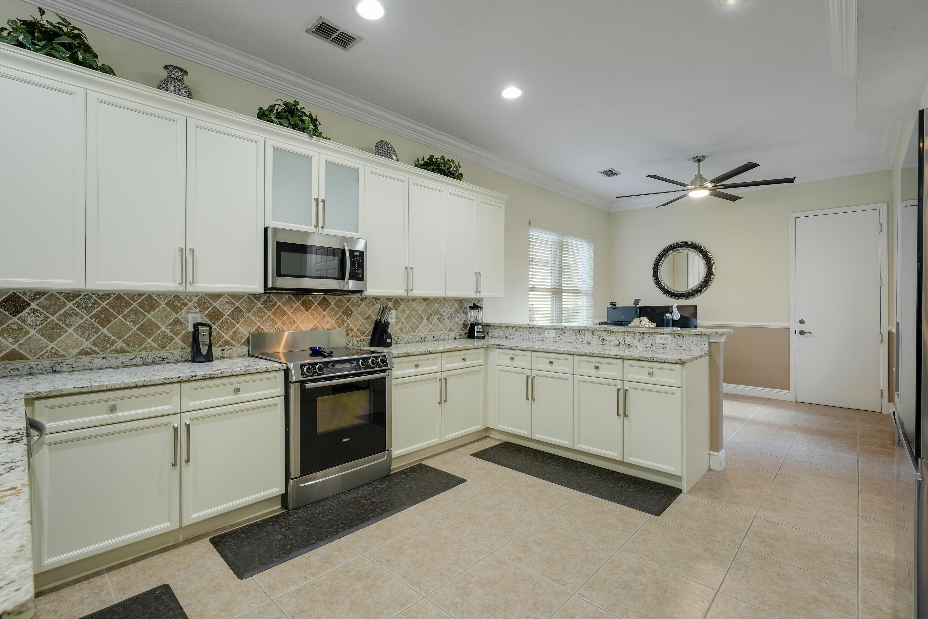 8608 PALISADES LAKE, West Palm Beach FL 33411