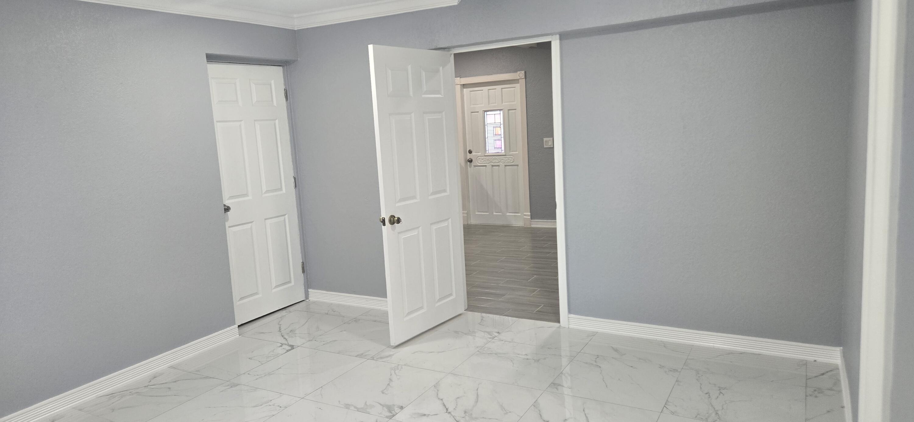 1408 W Broome, Lantana FL 33462