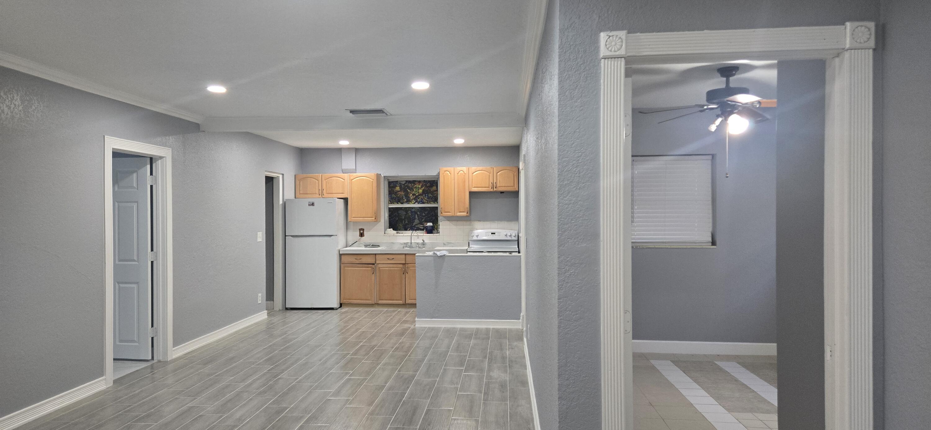 1408 W Broome, Lantana FL 33462