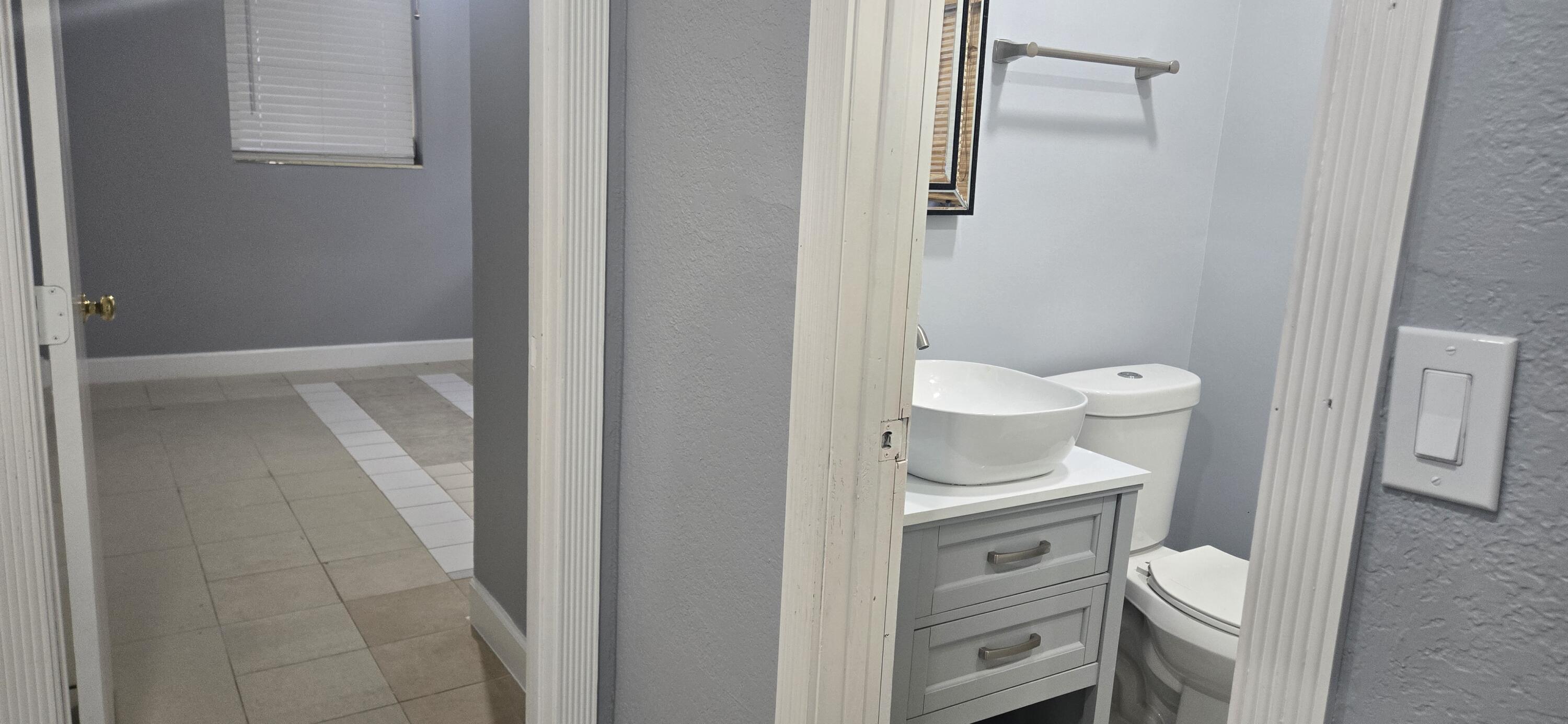 1408 W Broome, Lantana FL 33462