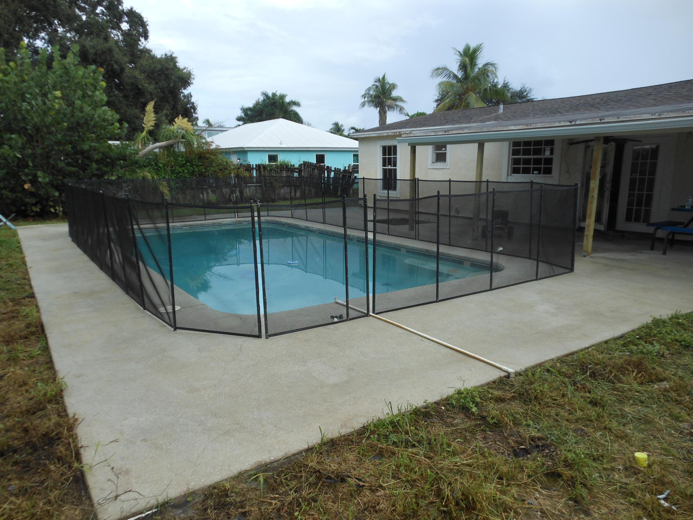 2829 SHAWNEE, West Palm Beach FL 33406