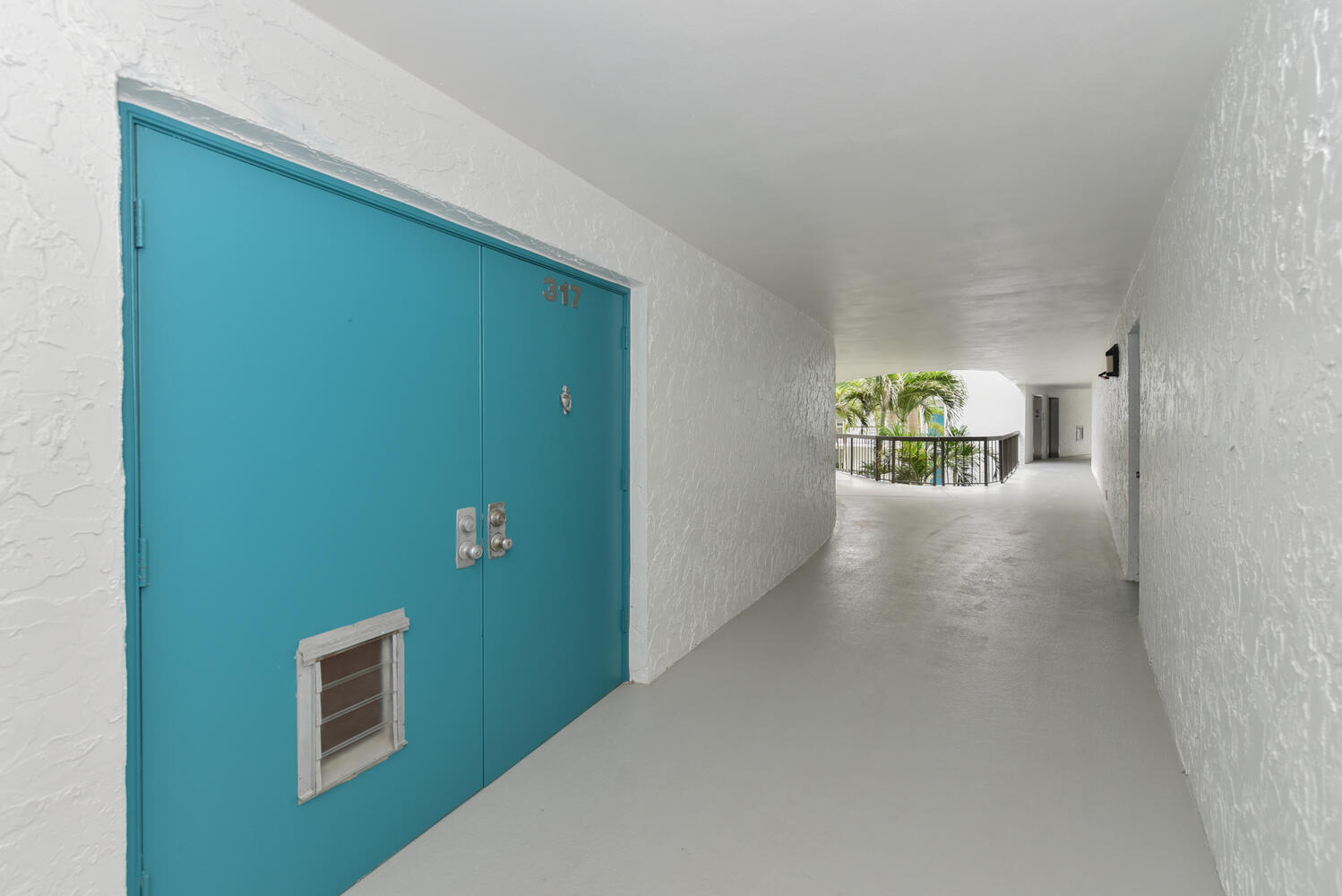 1357 NE OCEAN #317, Stuart FL 34996